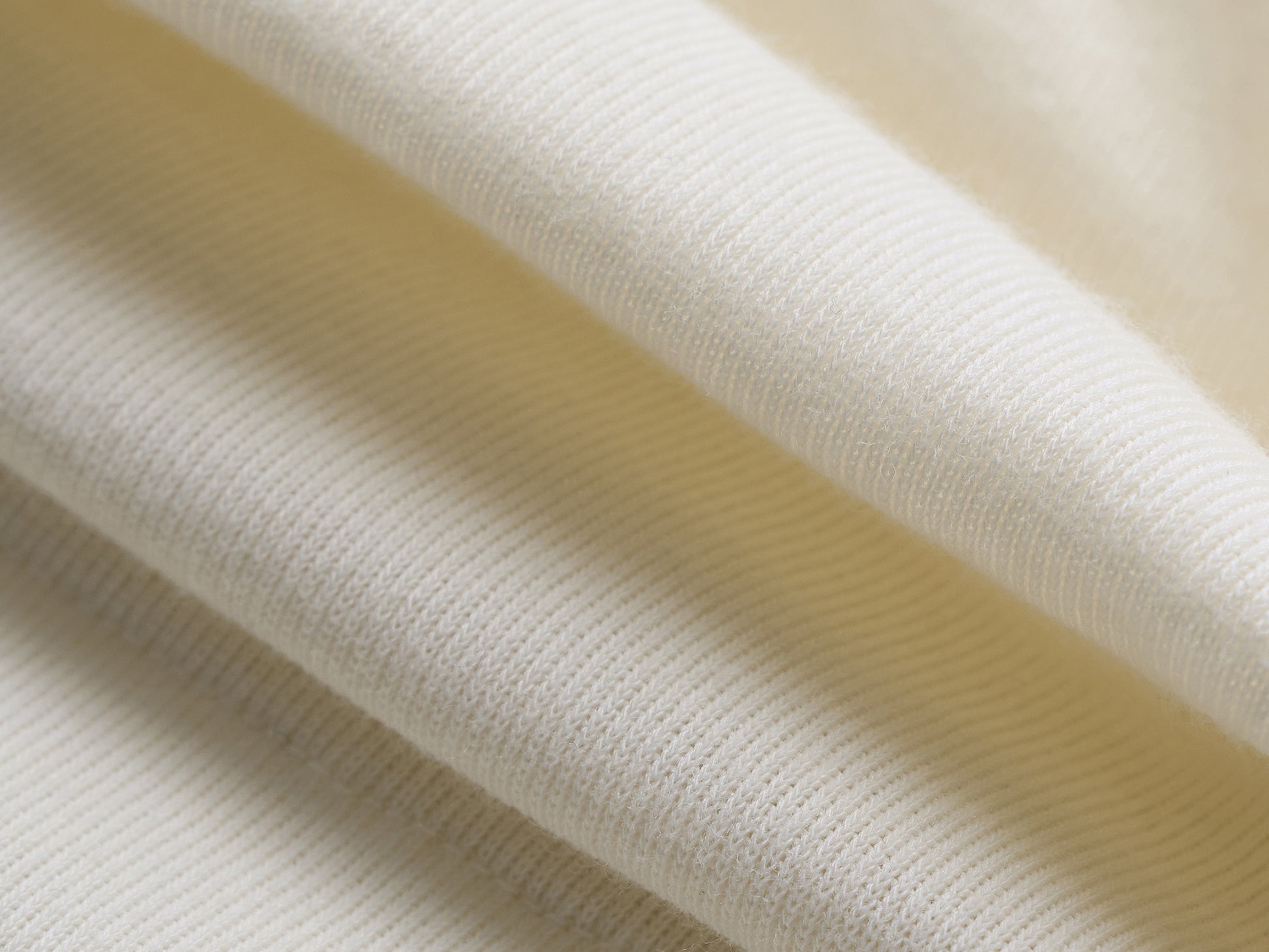 #color_cream white