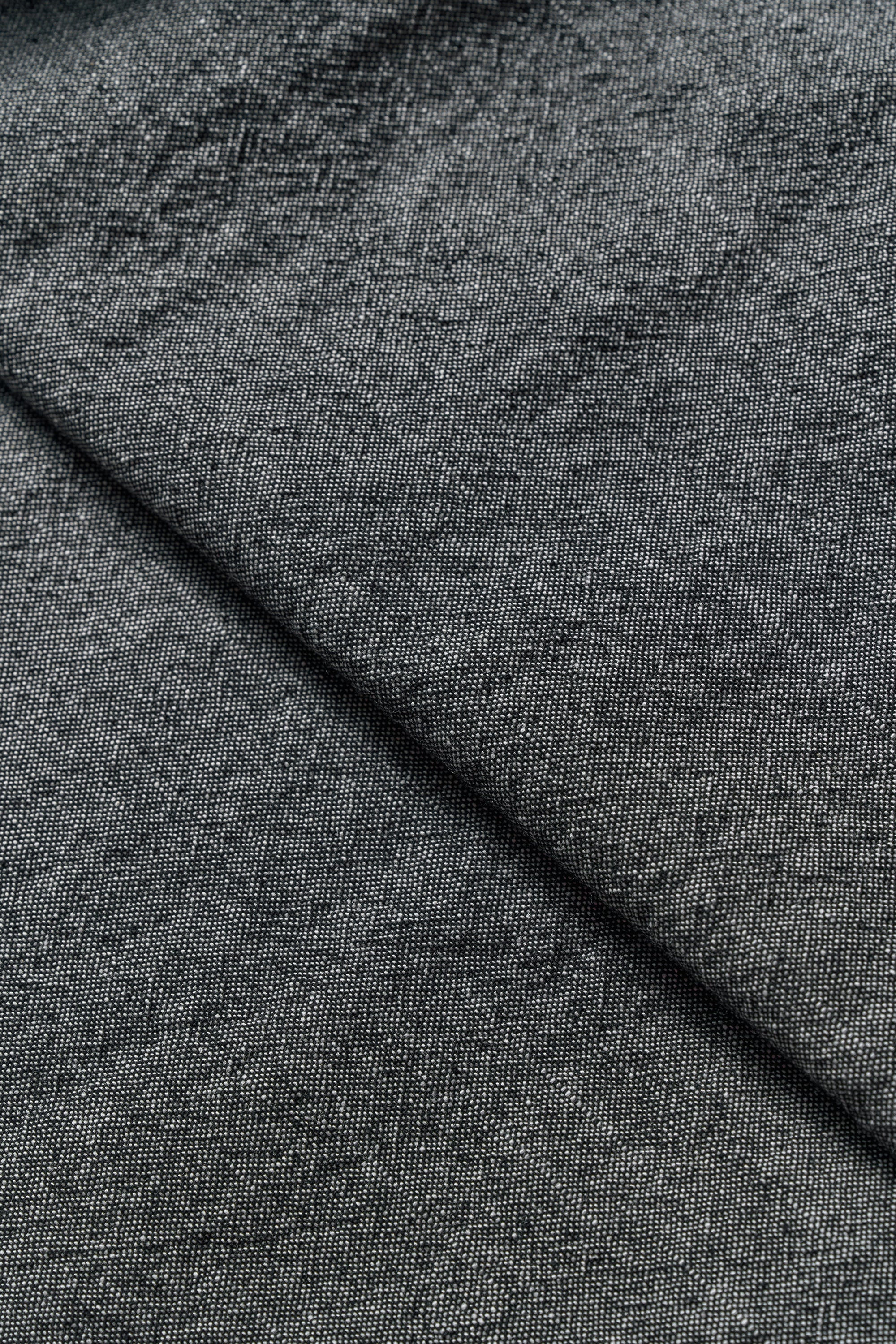 #color_black ash