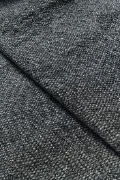 #color_black ash