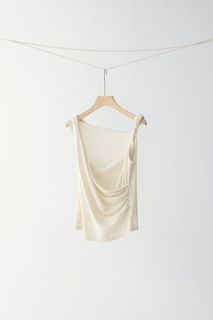 #color_off white