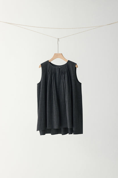 #color_black ash