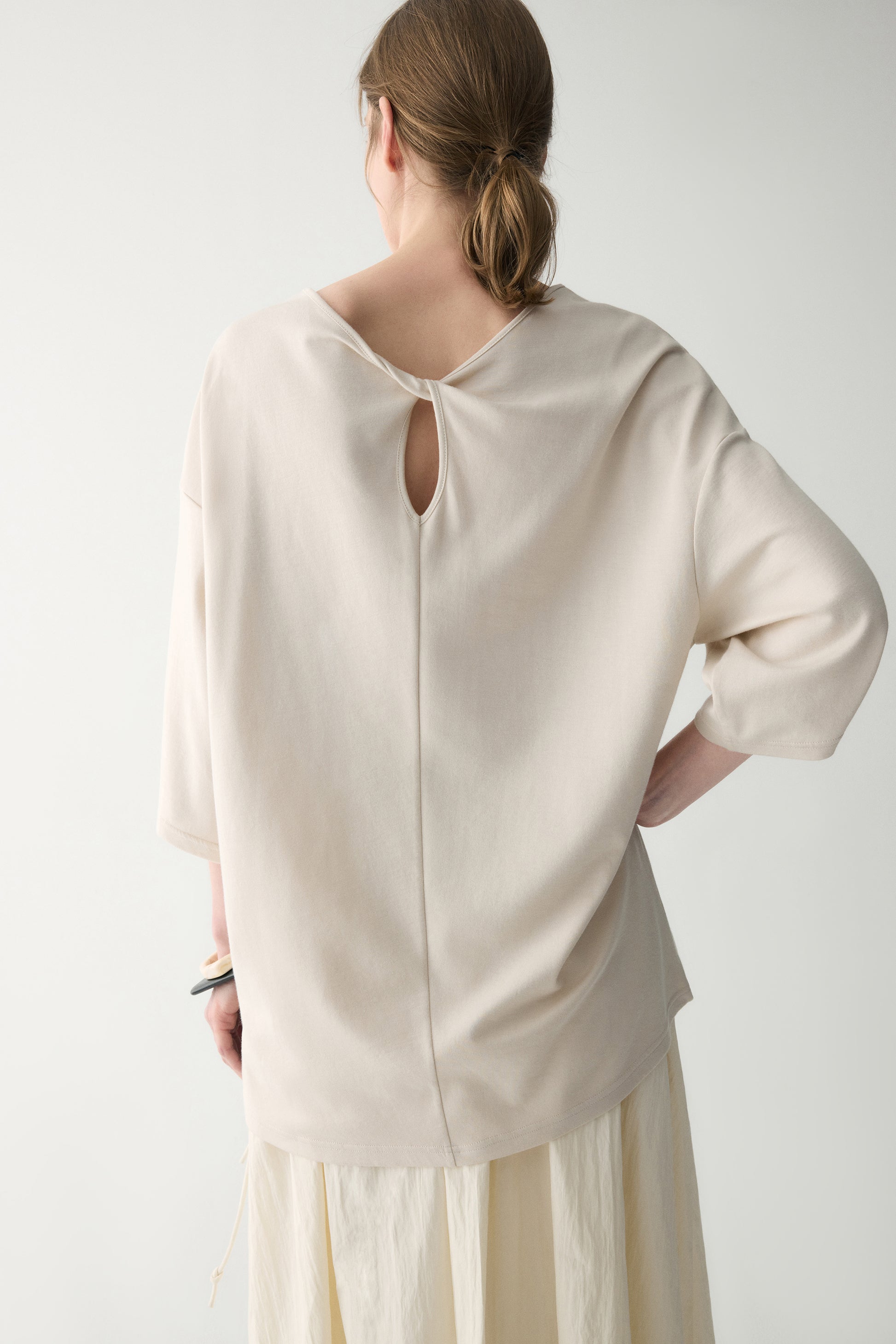 #color_light khaki