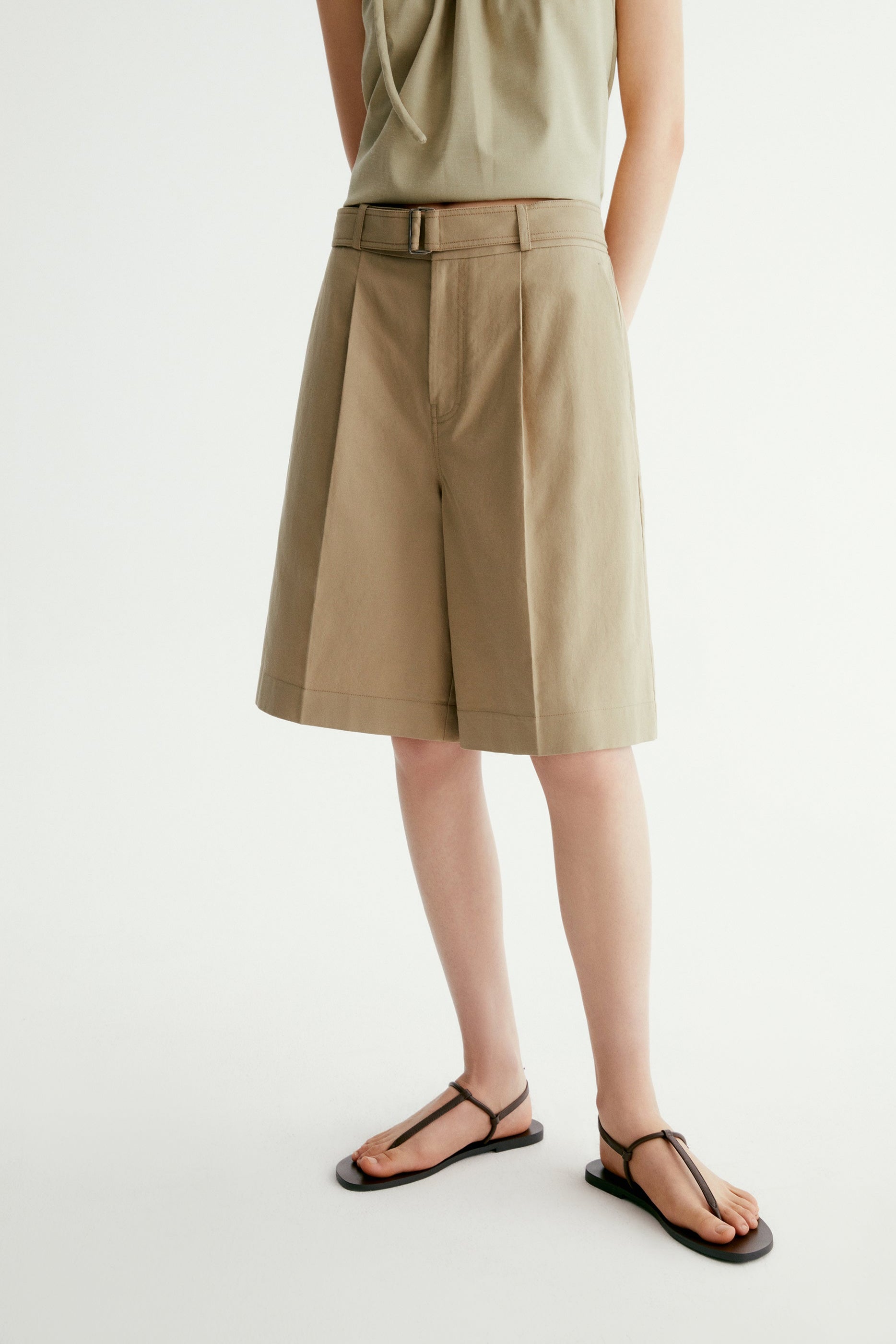 #color_khaki