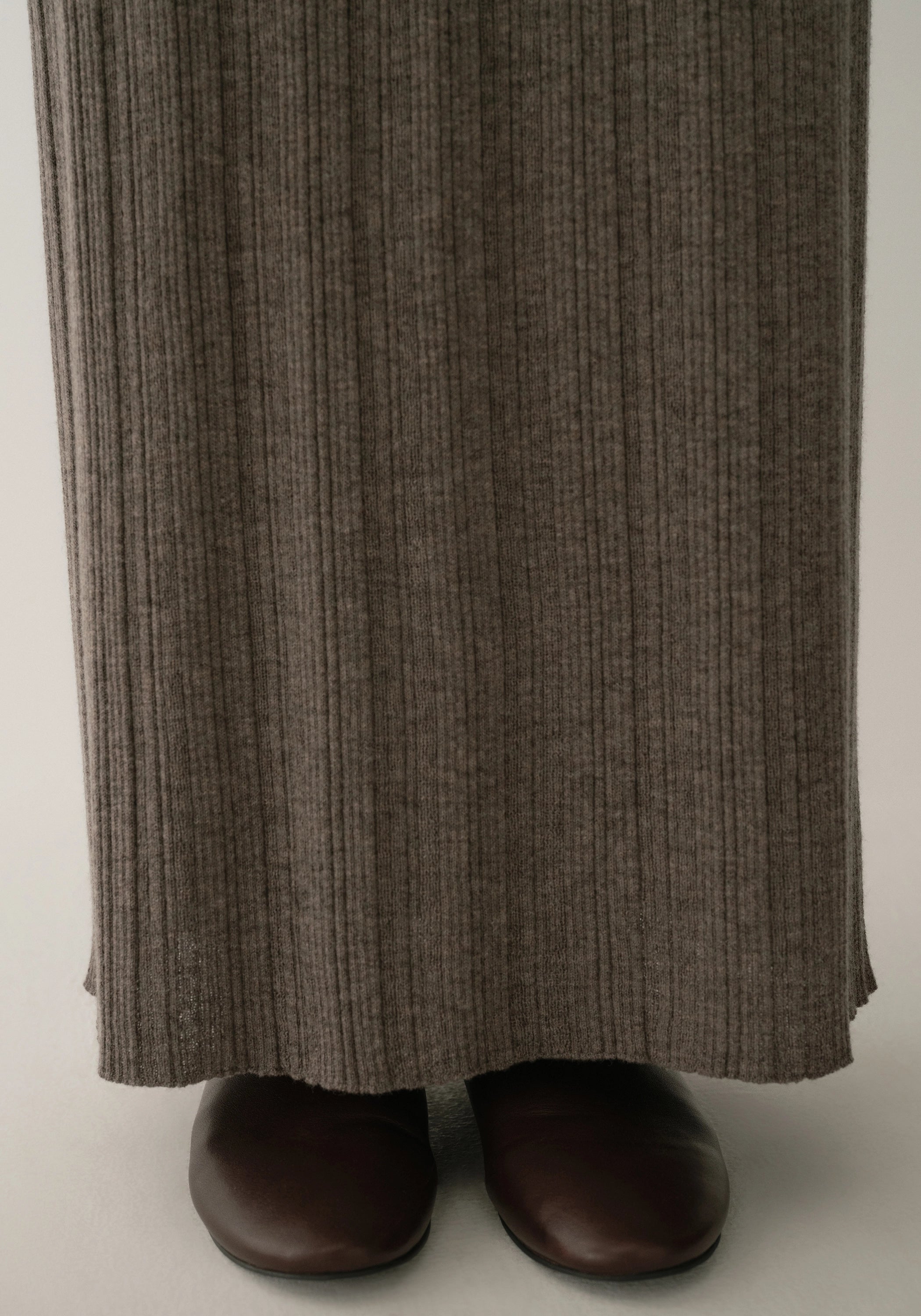 #color_raw umber