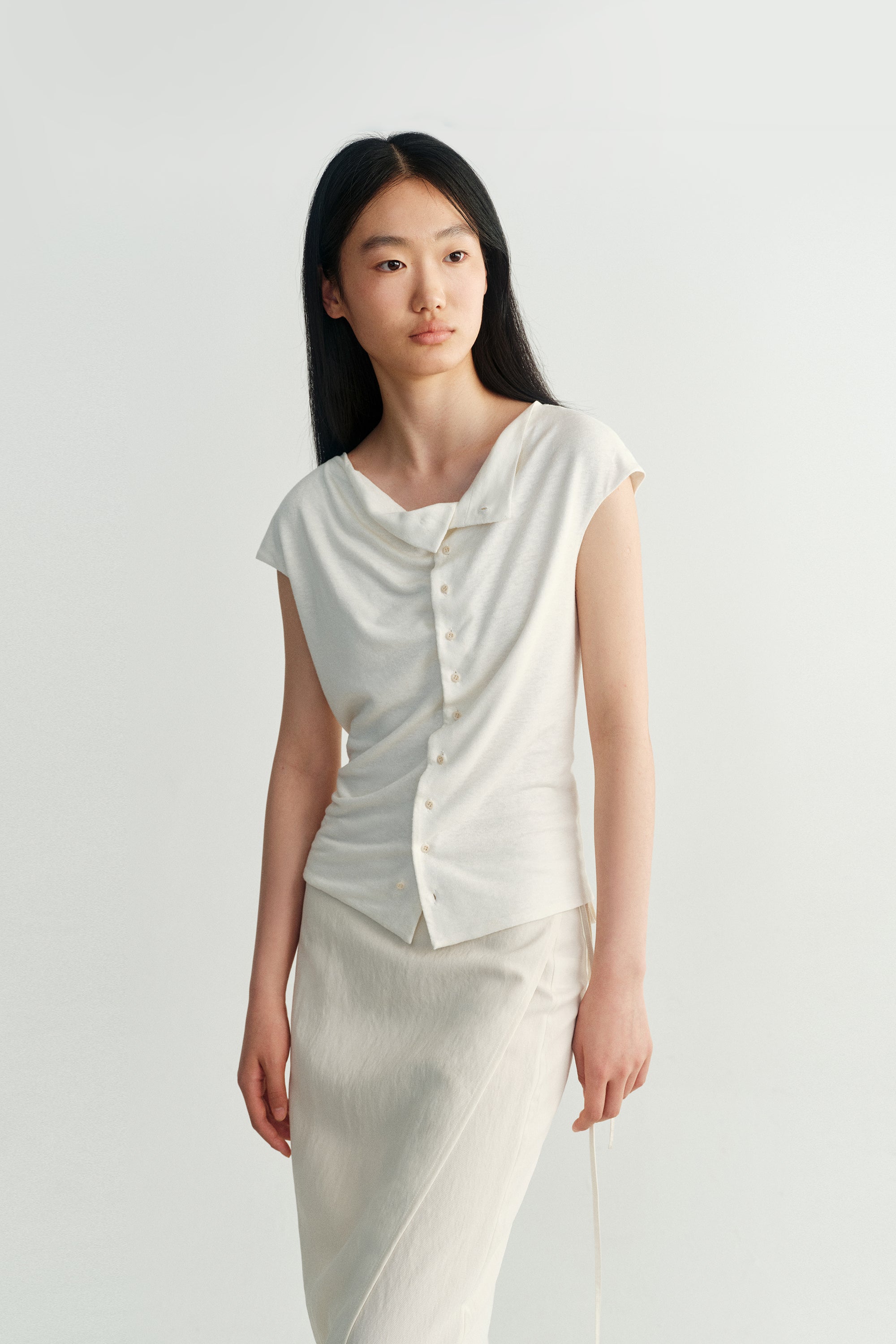 #color_off white