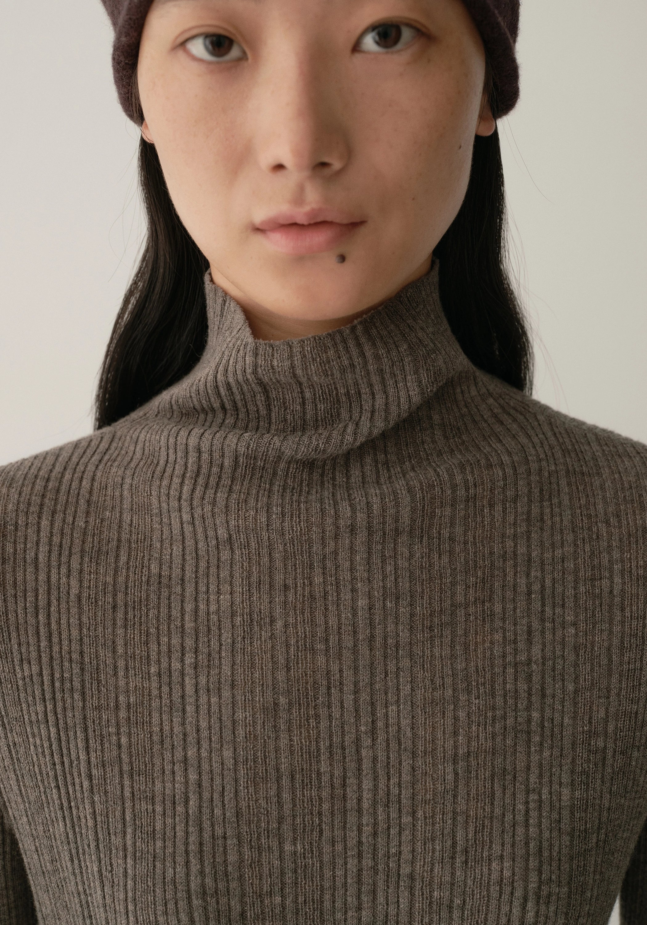 #color_raw umber