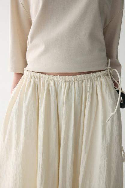 #color_cream white