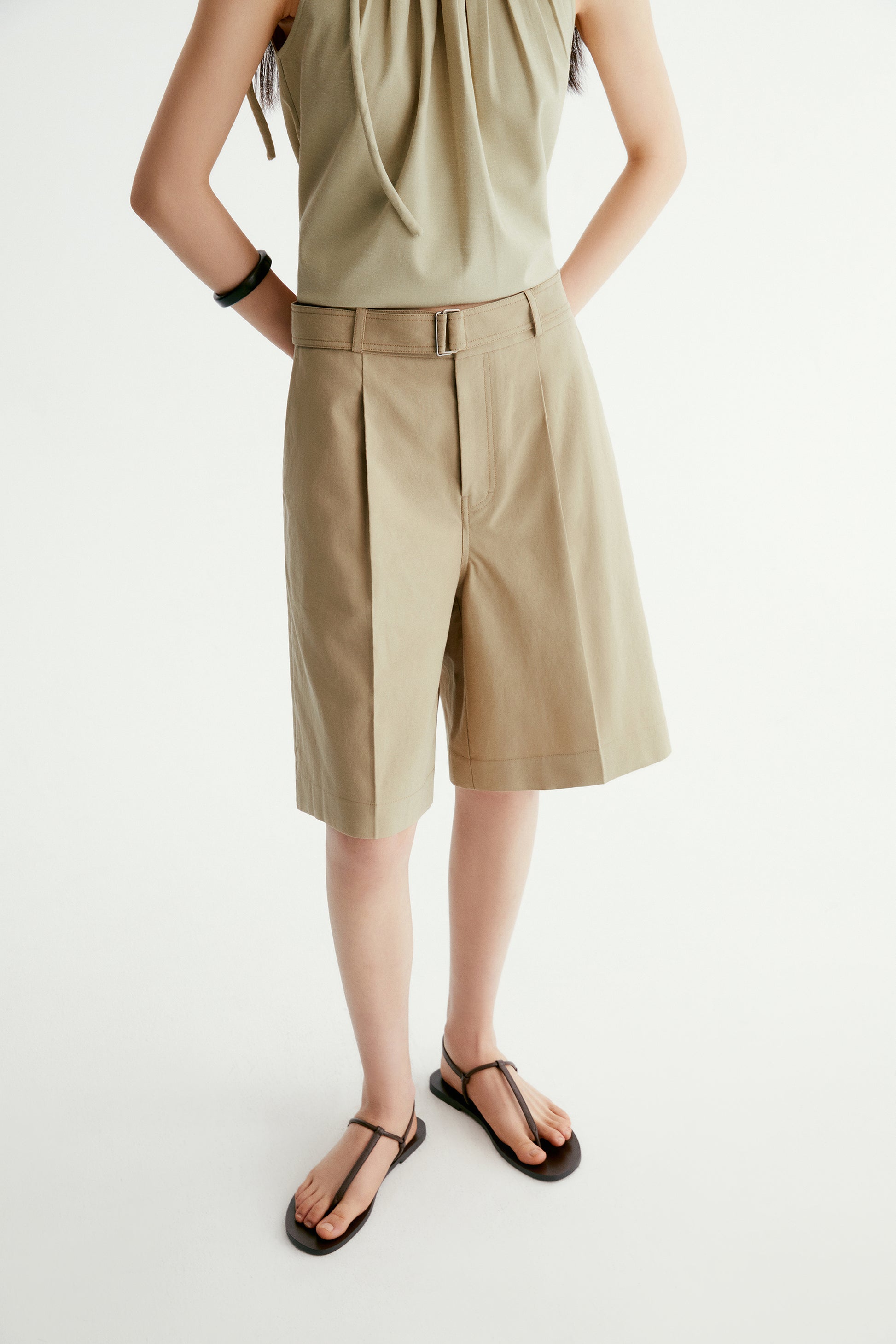 #color_khaki