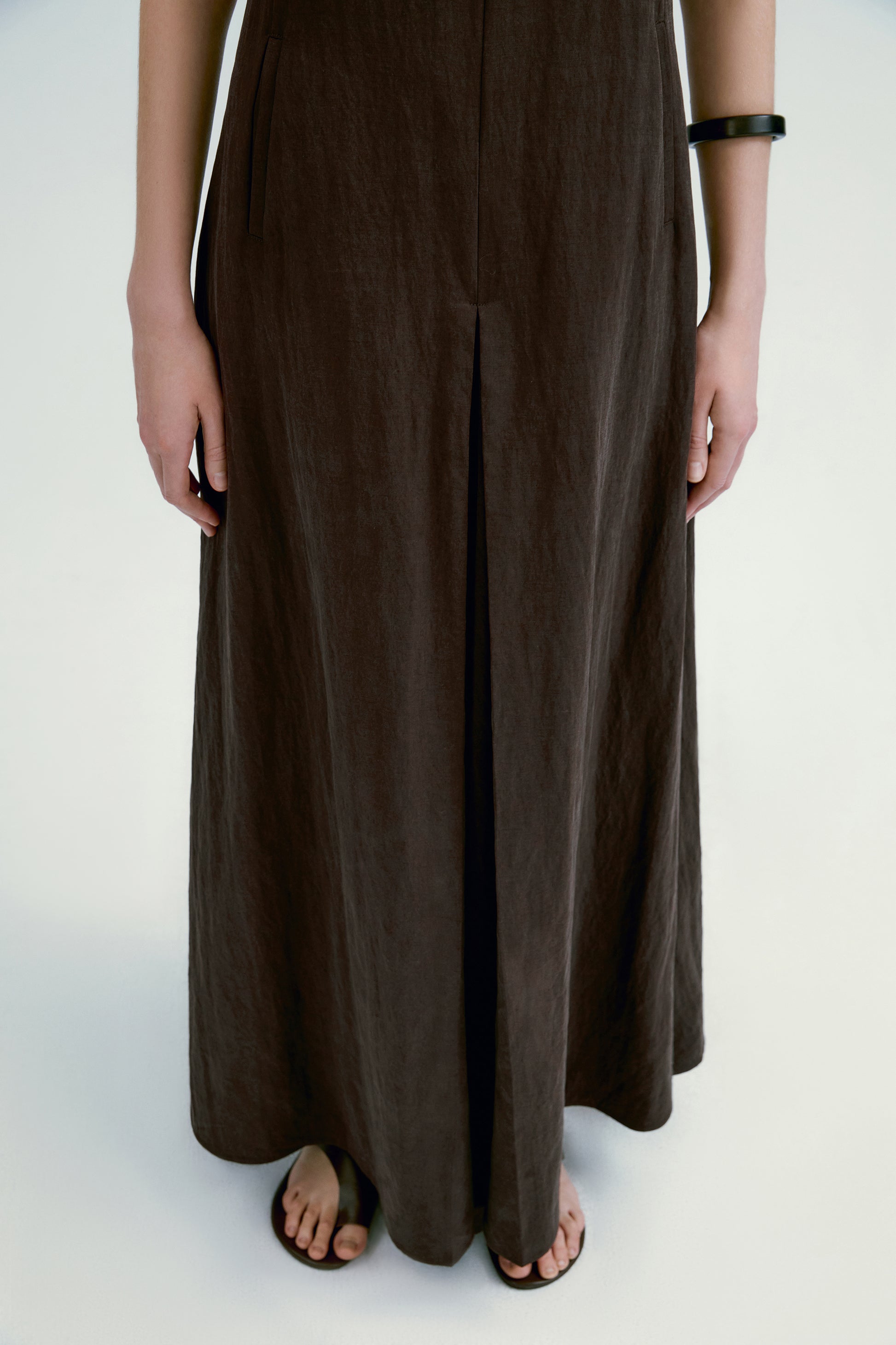 #color_raw umber