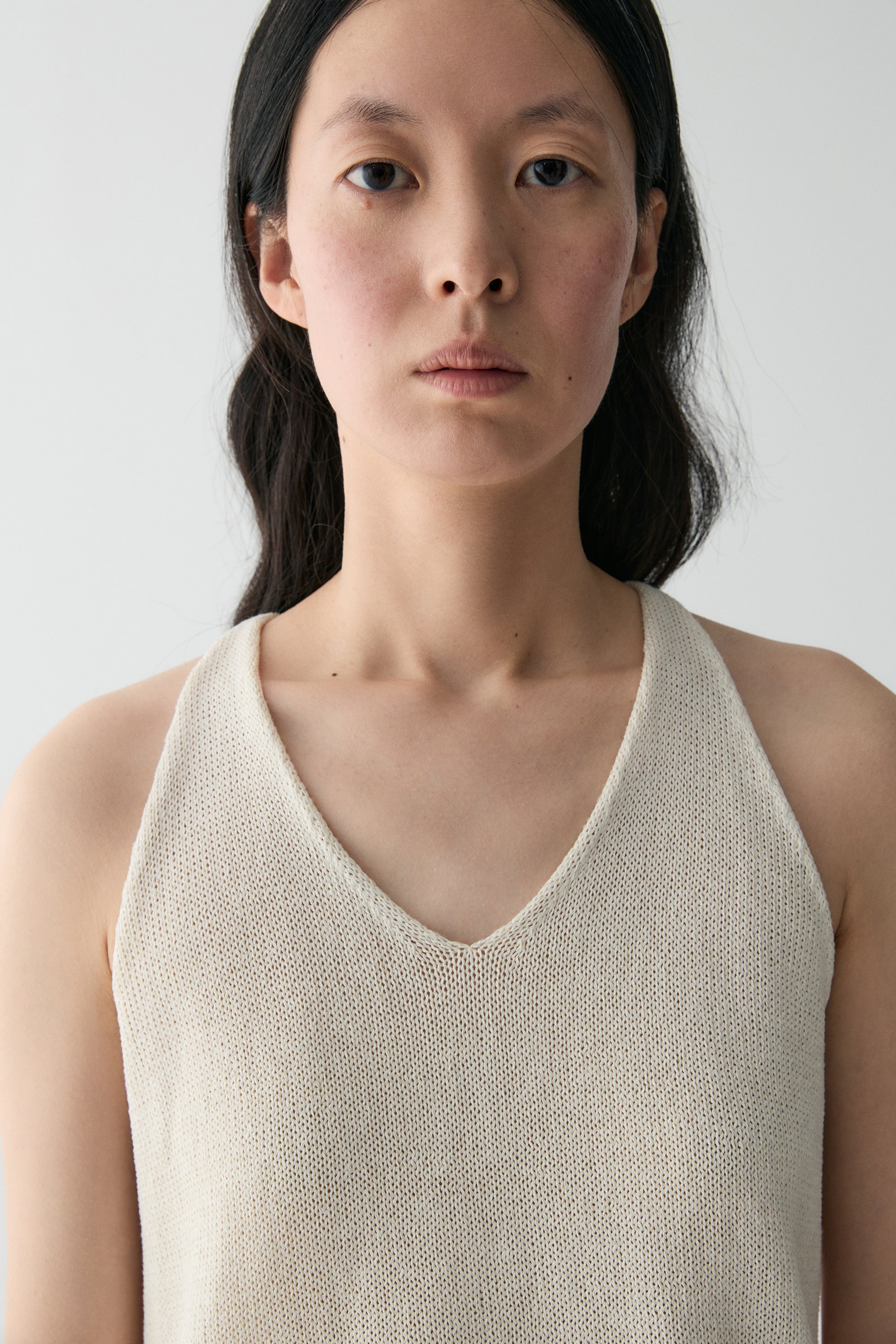 #color_off white