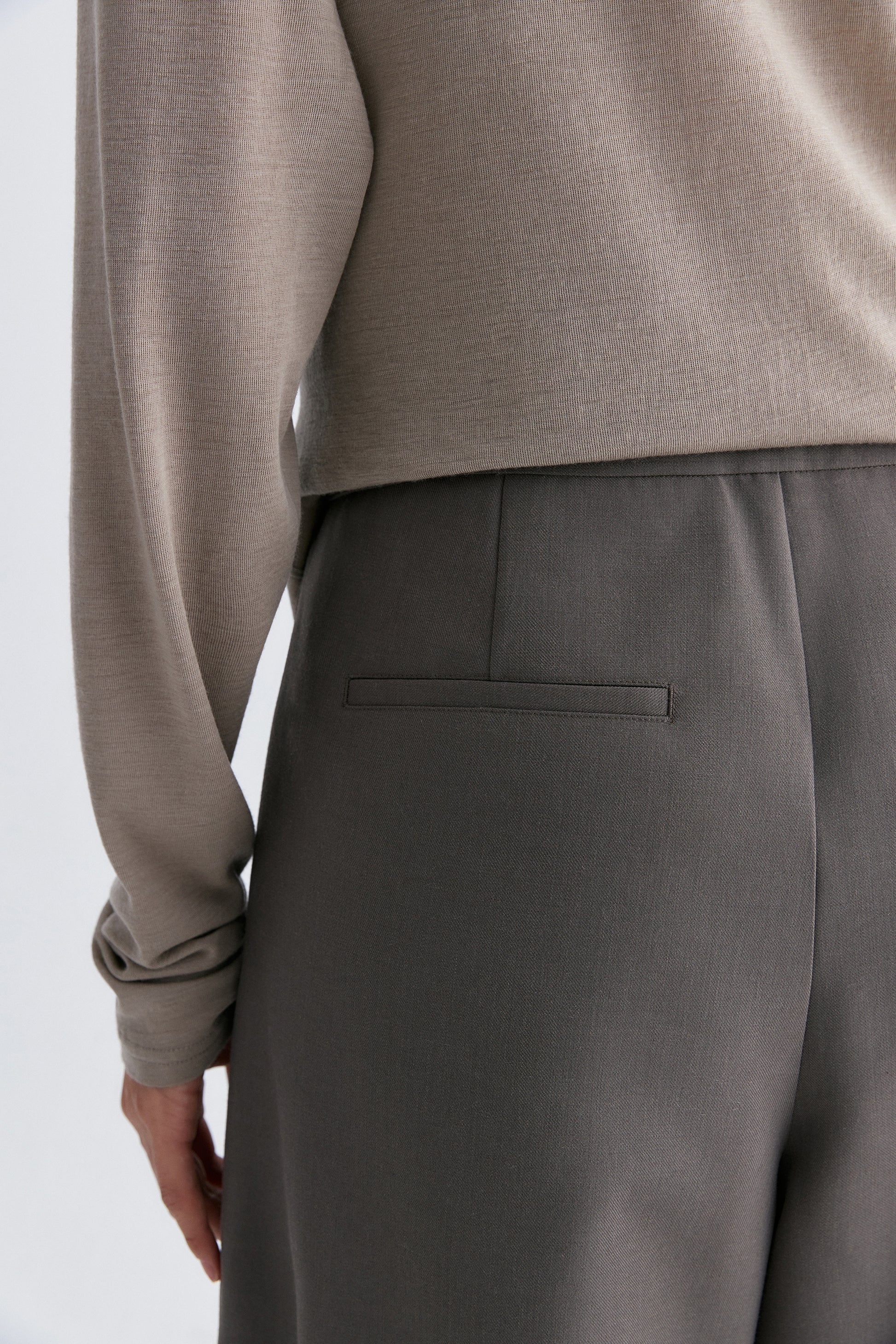 #color_raw umber