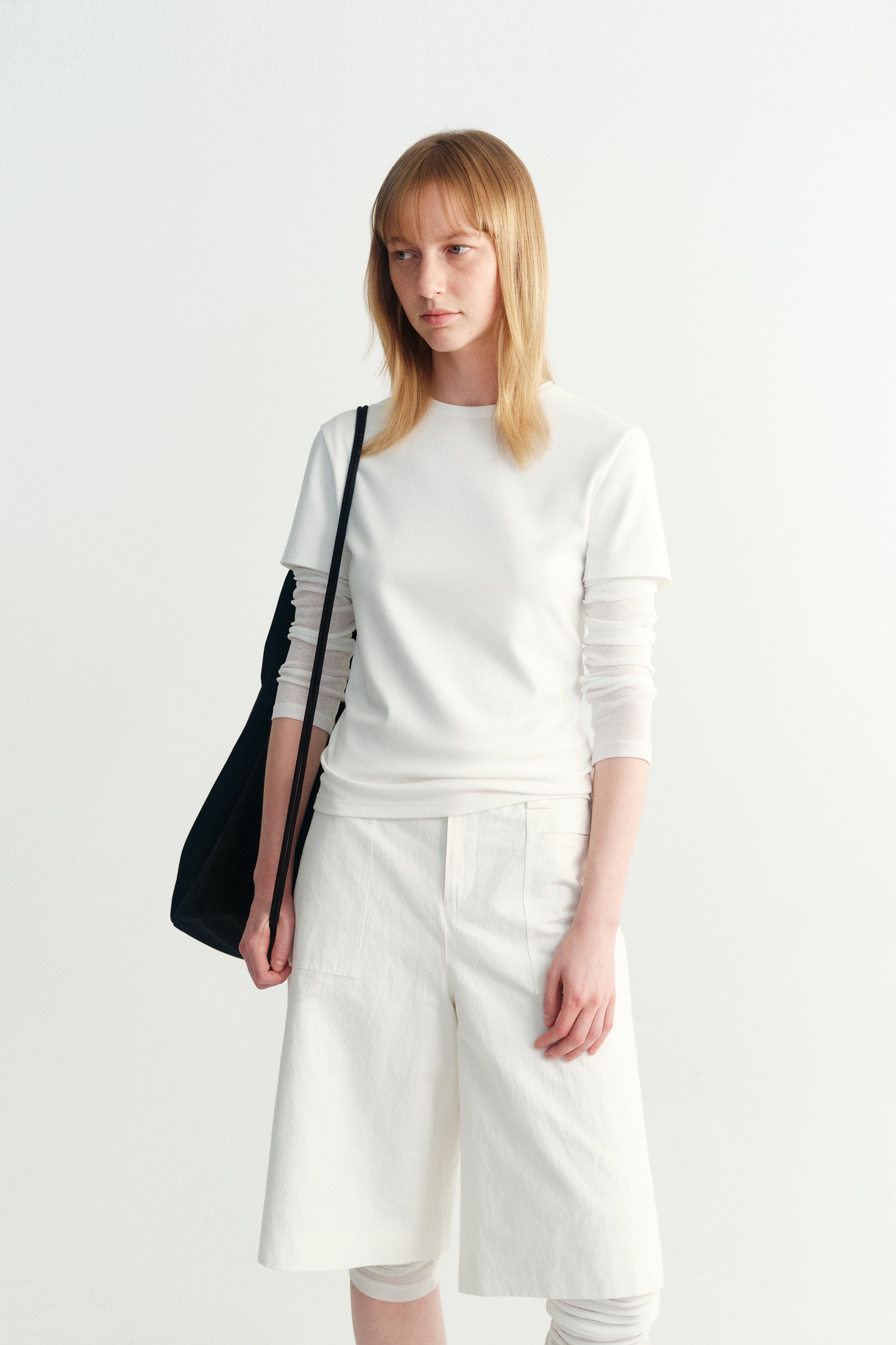 #color_off white