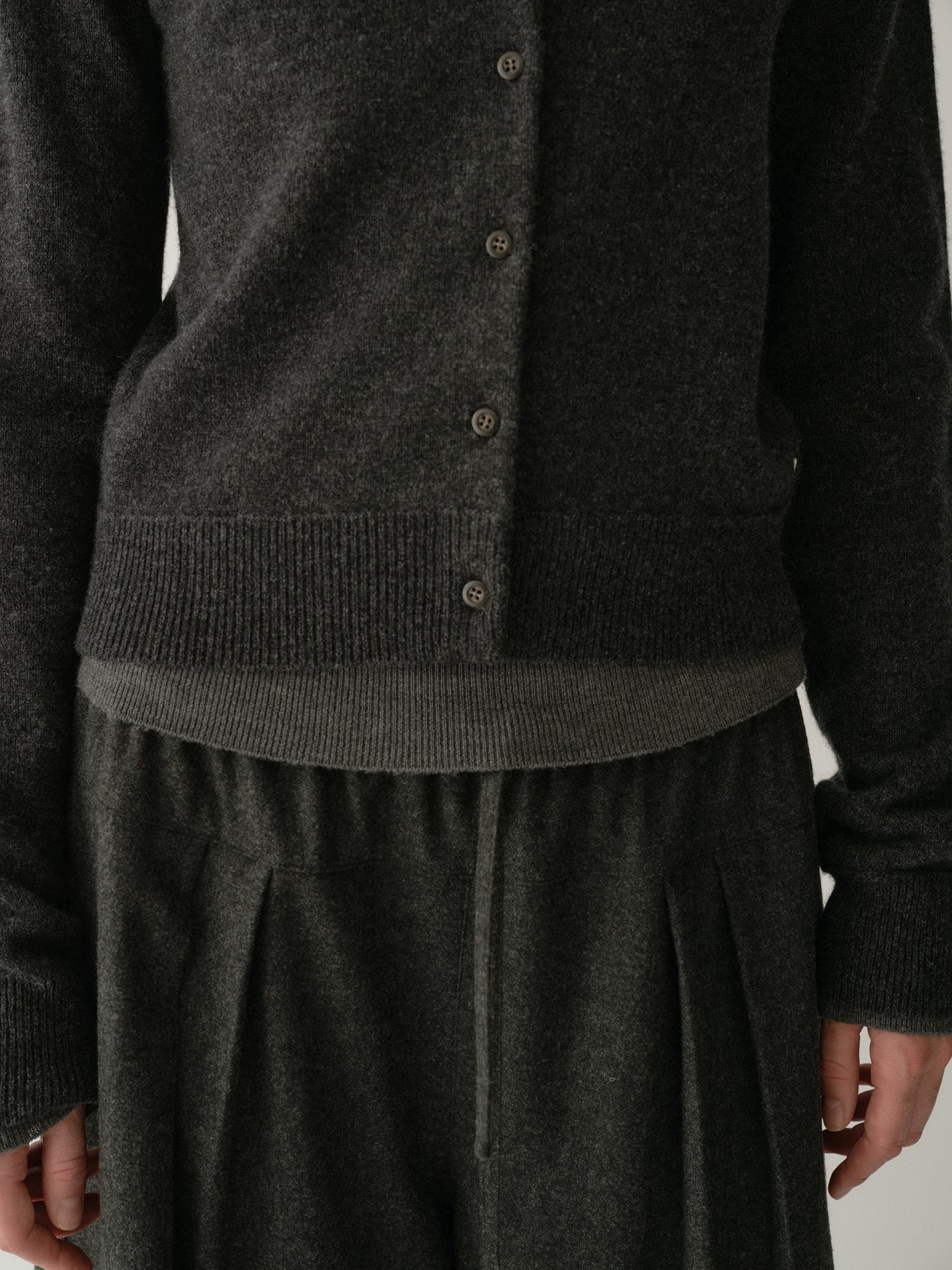 #color_dark gray