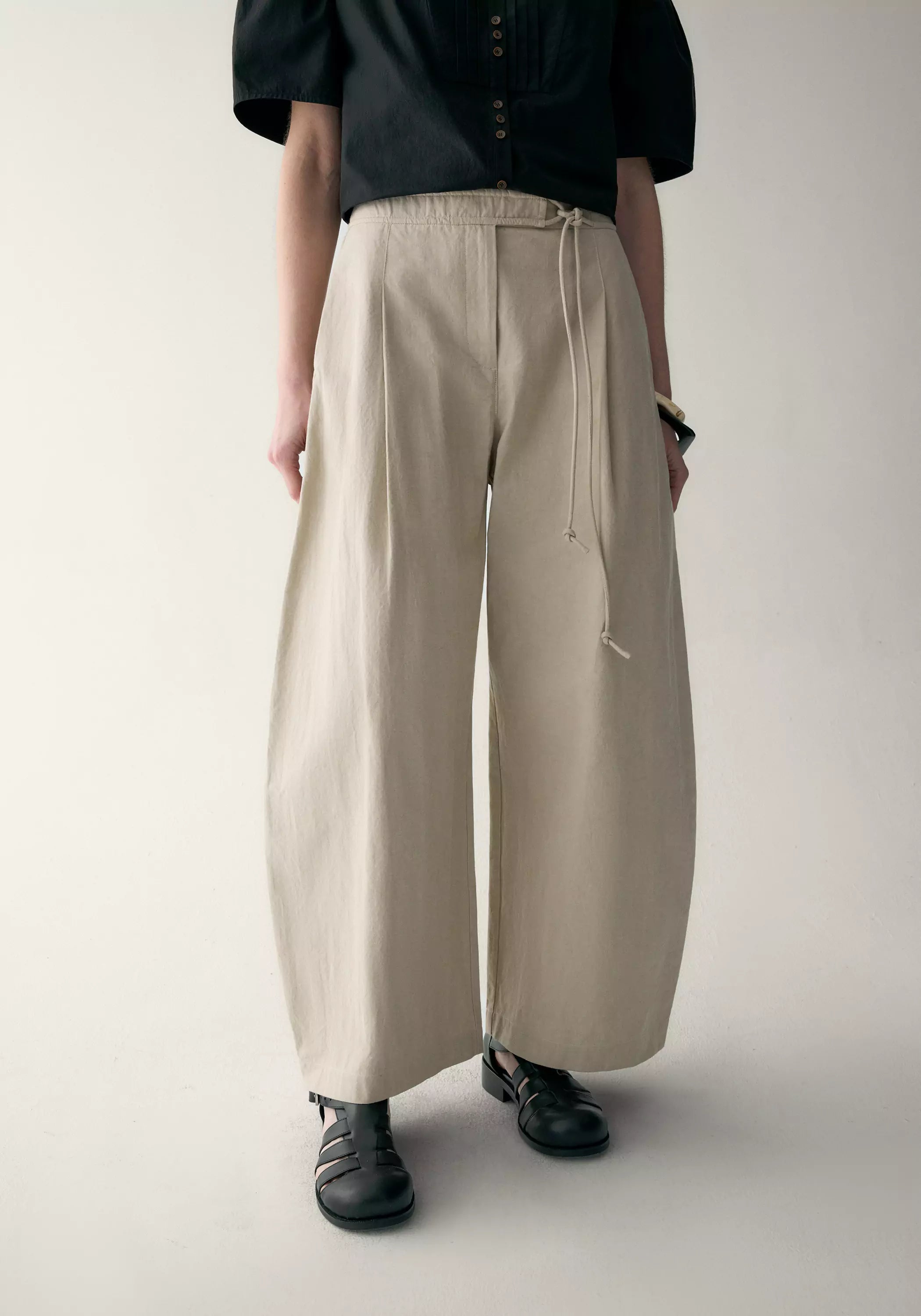 #color_light khaki