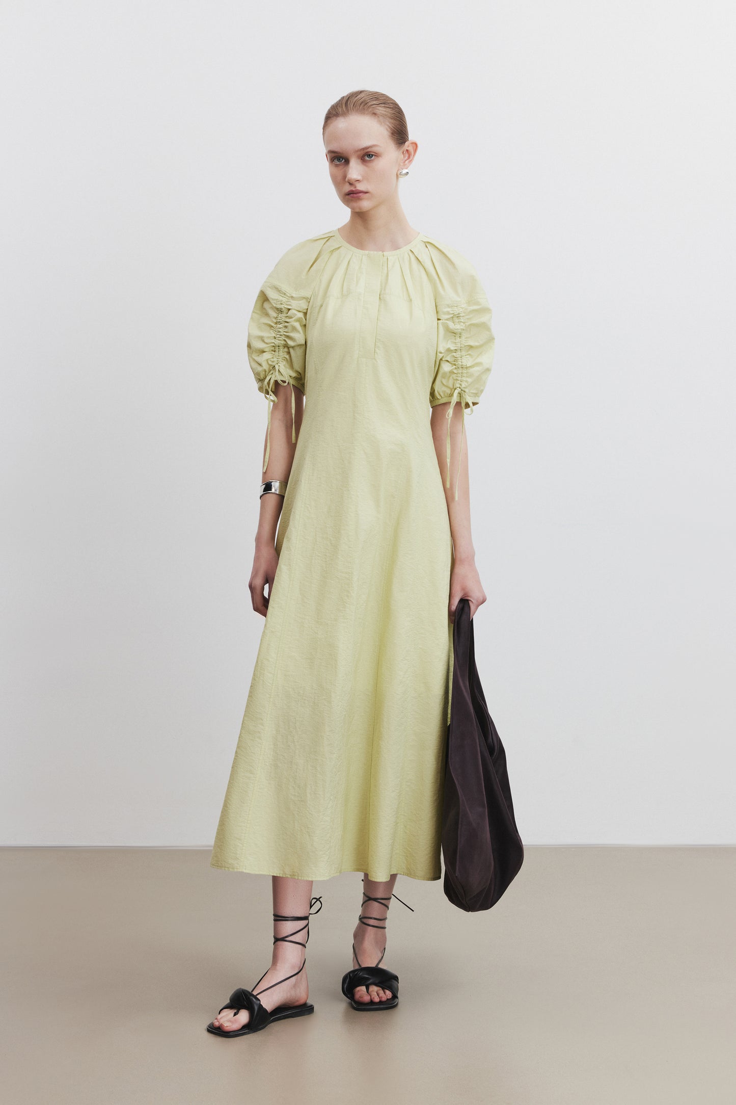 #color_yellow green