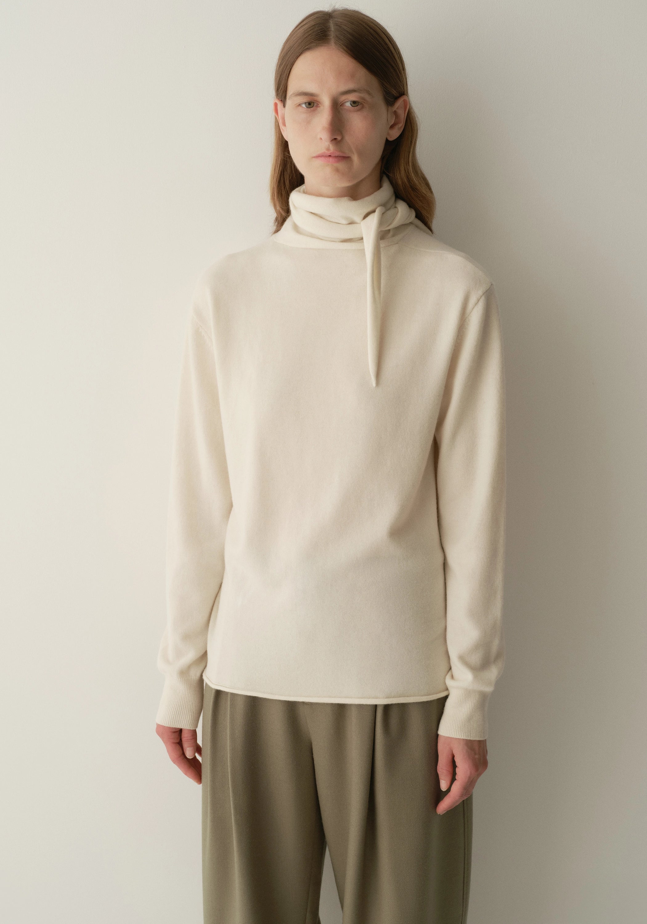 #color_off white