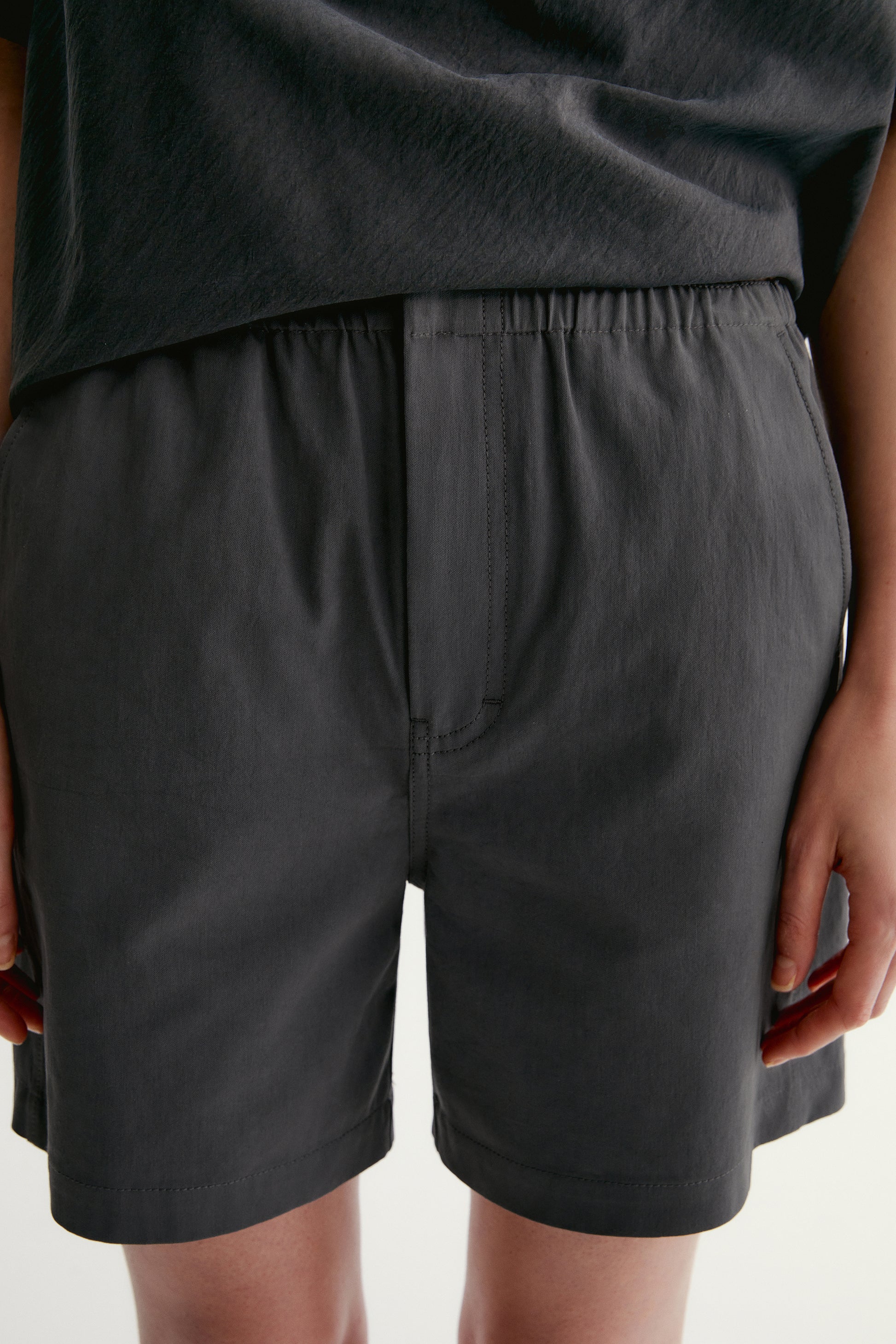 #color_dark gray