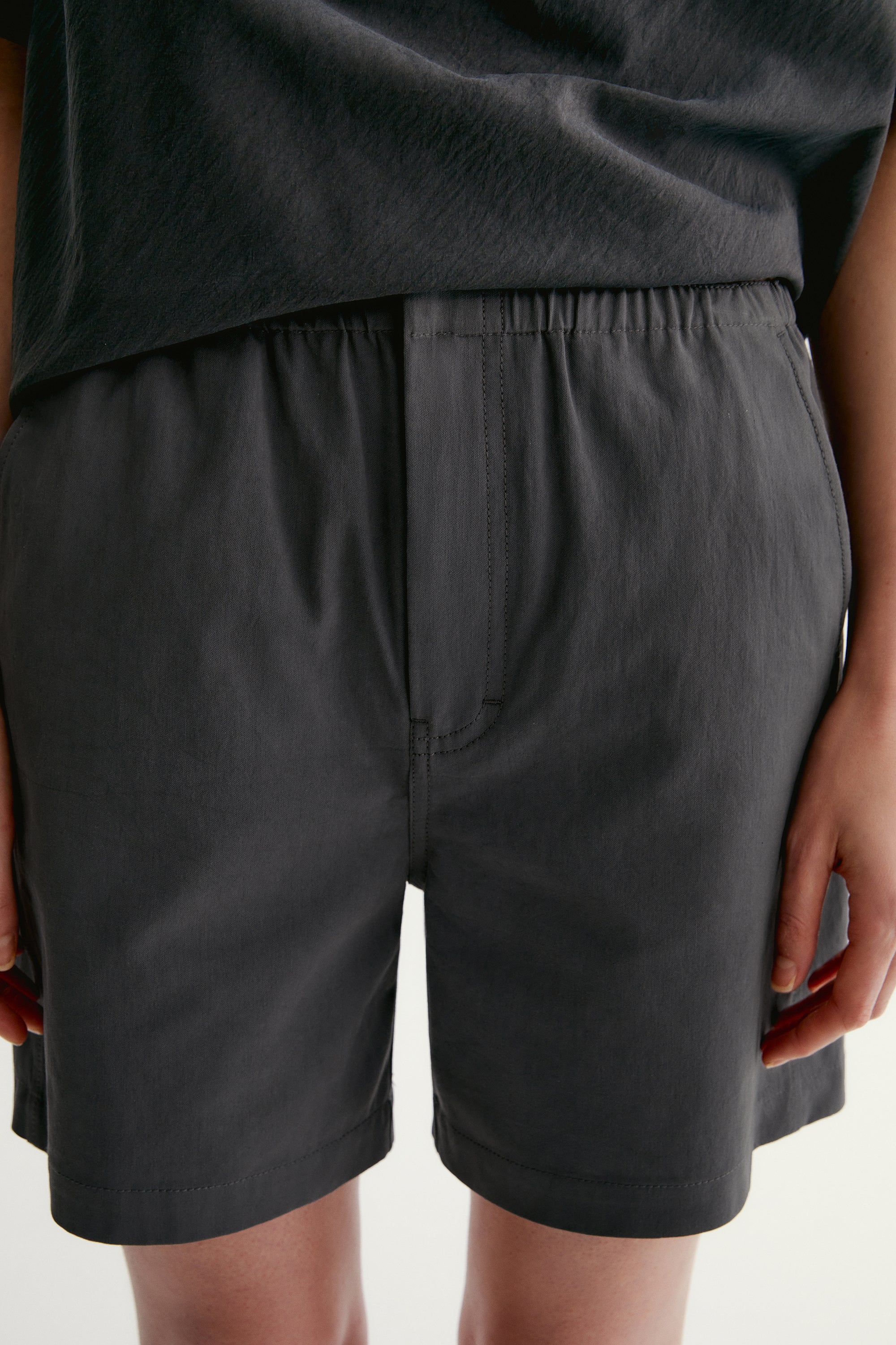 #color_dark gray