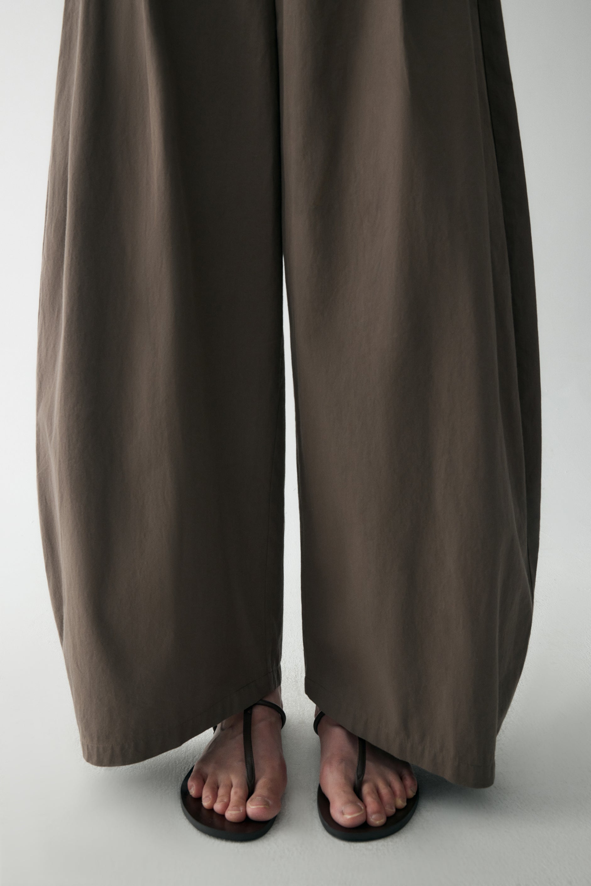 #color_raw umber