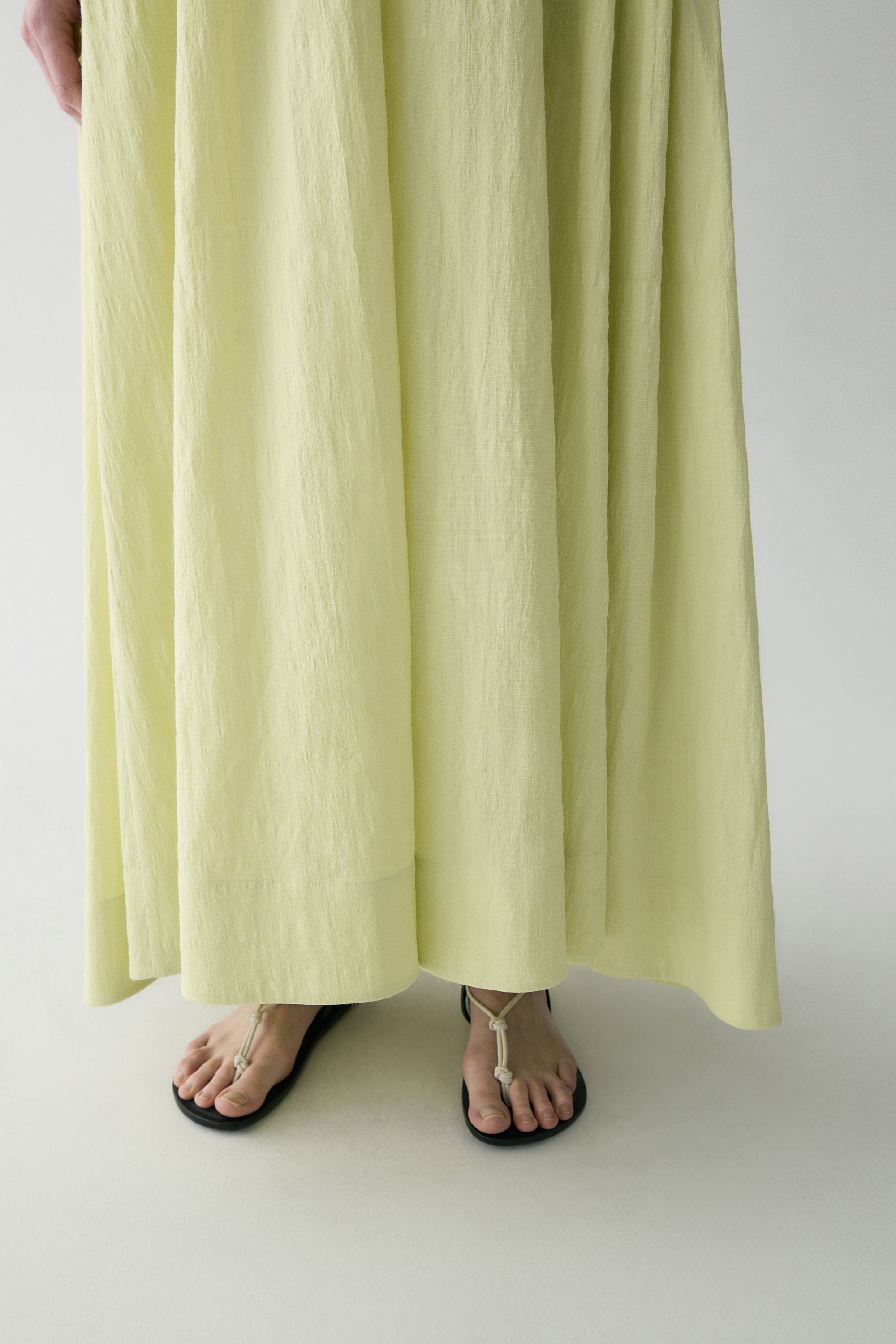 #color_Ivory