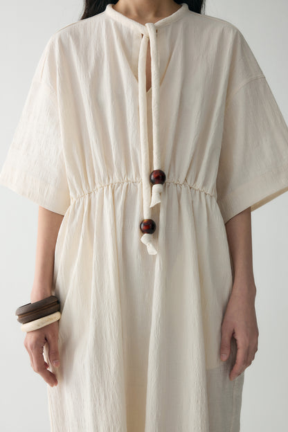 #color_cream white