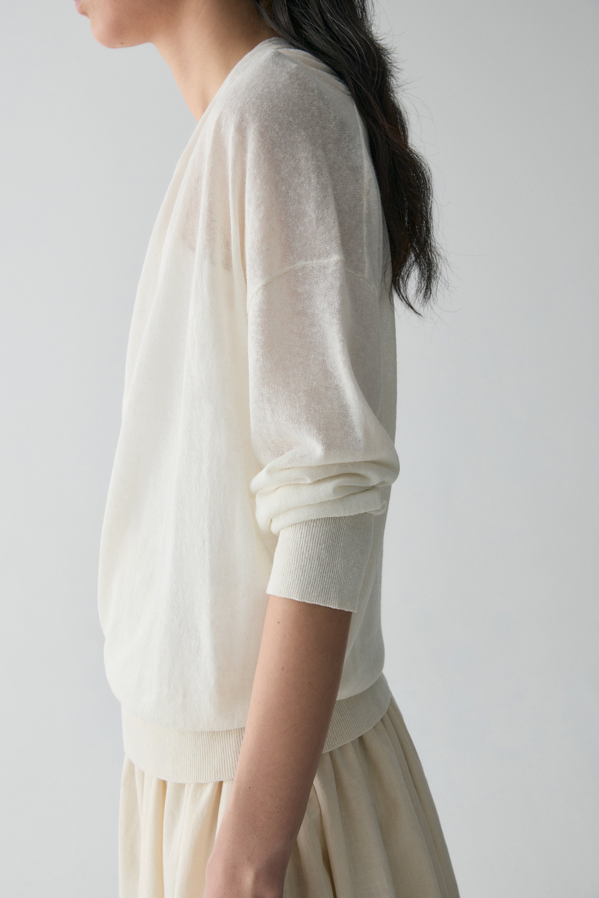 #color_off white