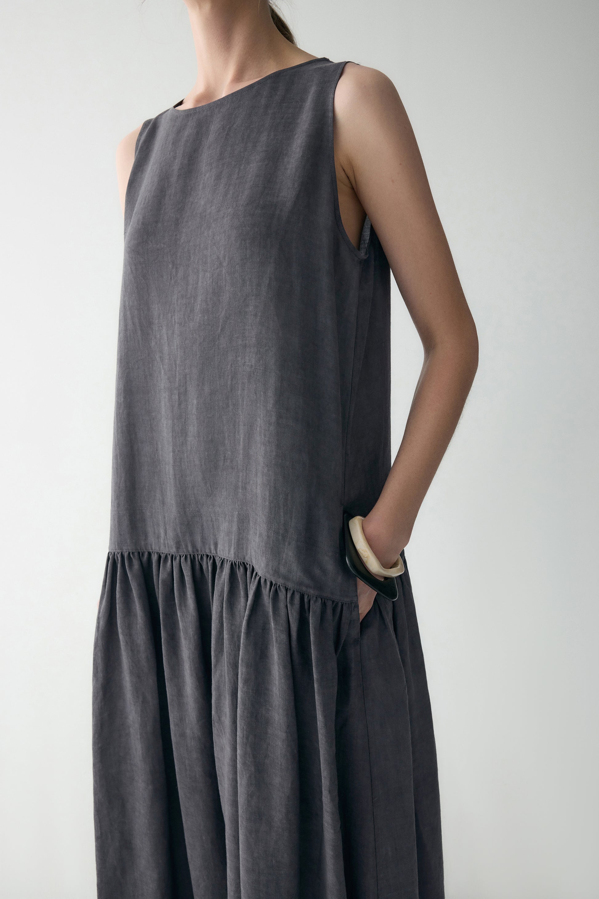 #color_dark gray