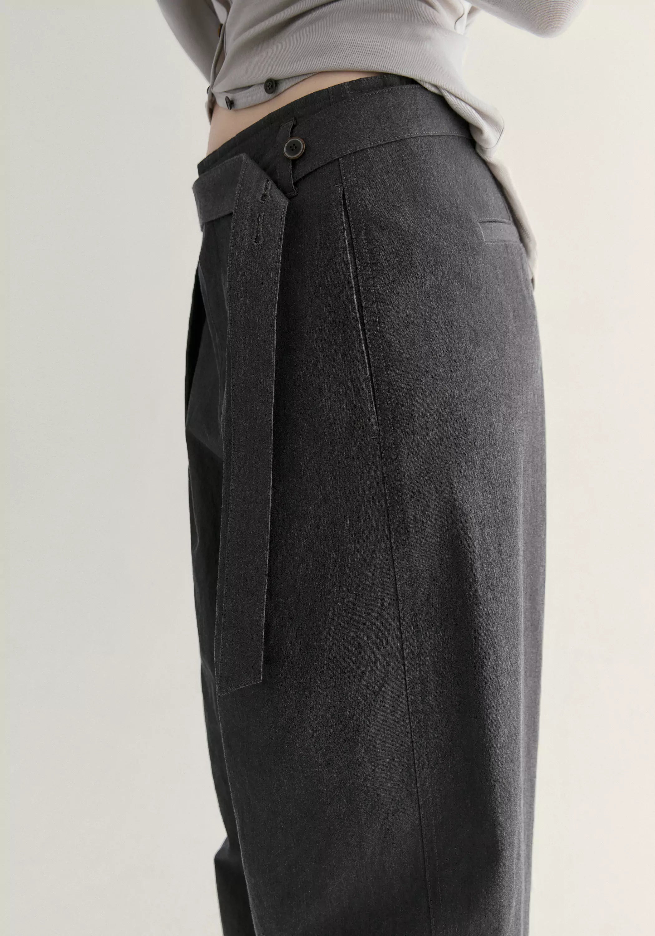 #color_dark gray