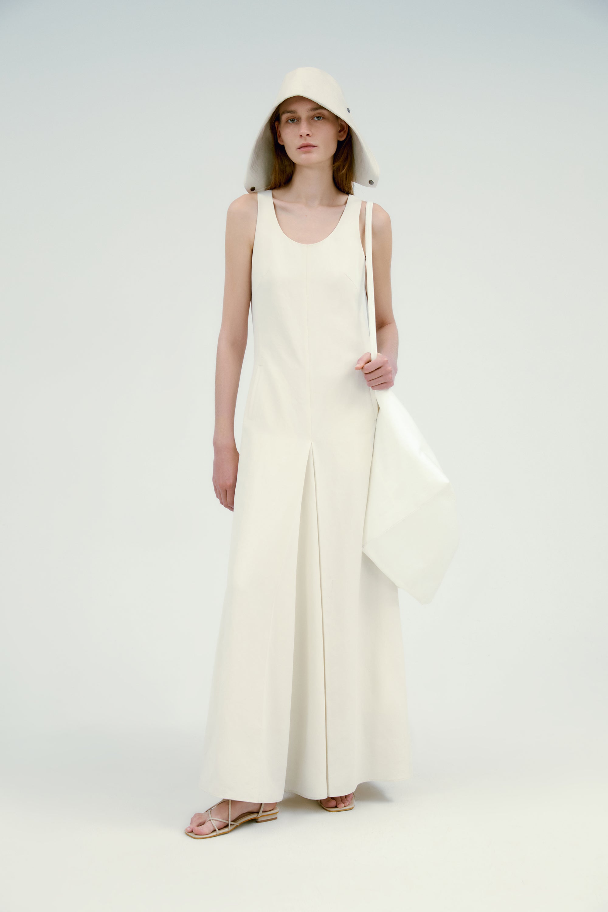 #color_off white