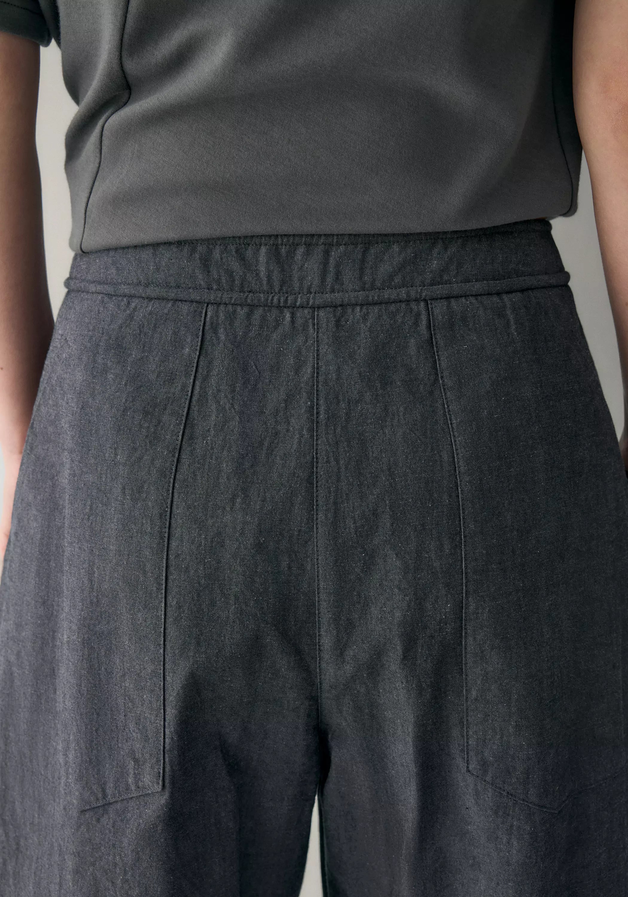 #color_dark gray