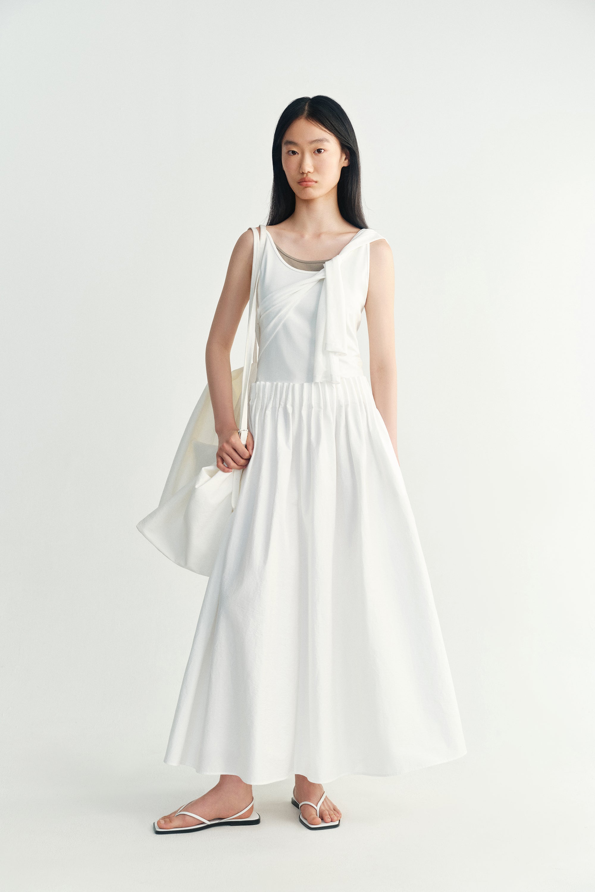 #color_off white