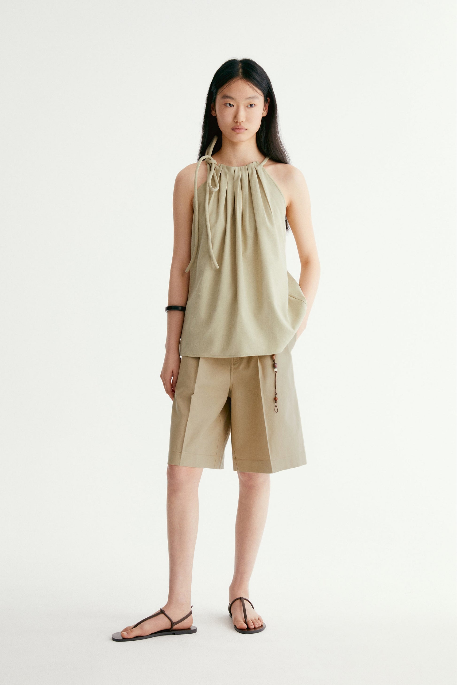 #color_khaki
