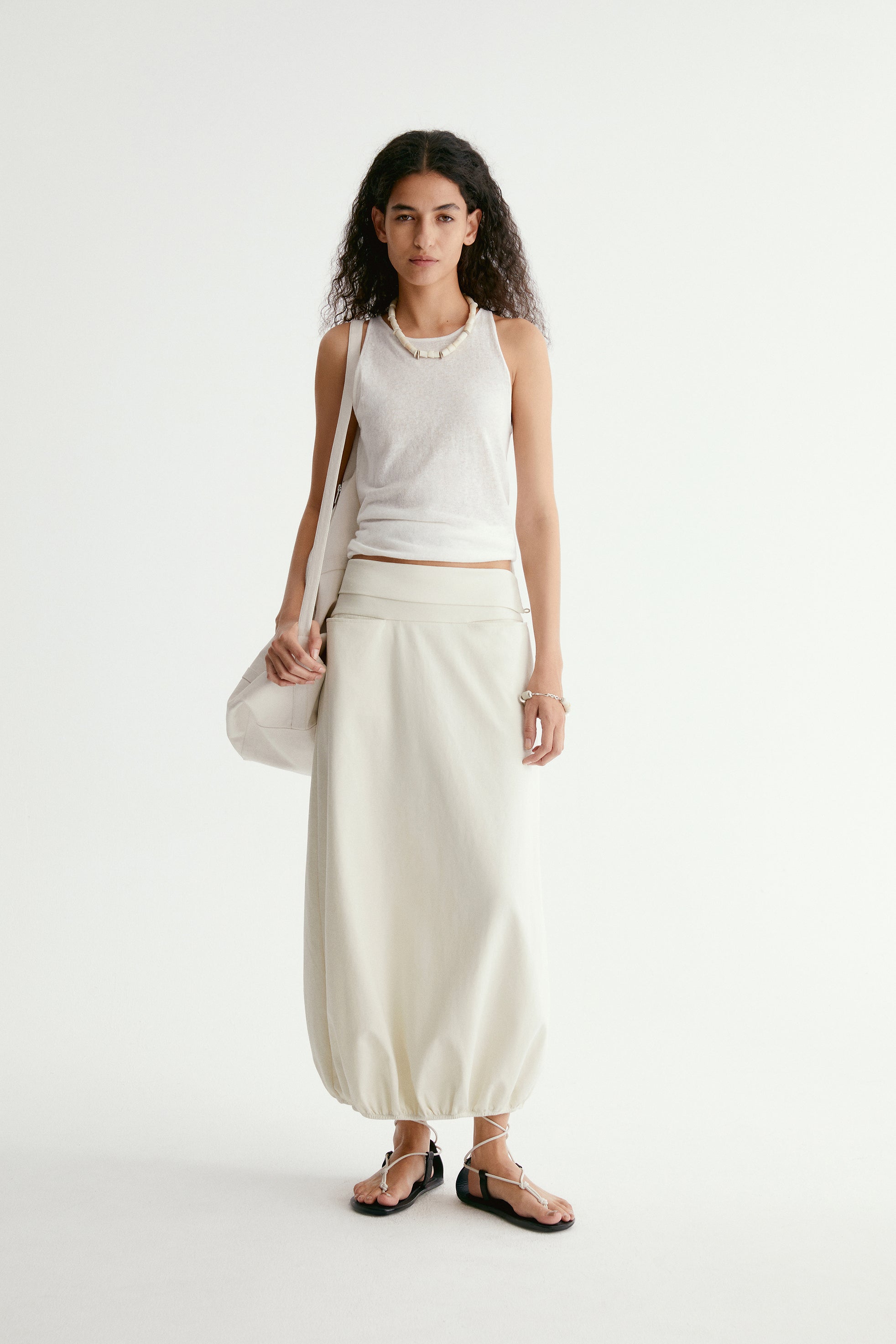 #color_cream white