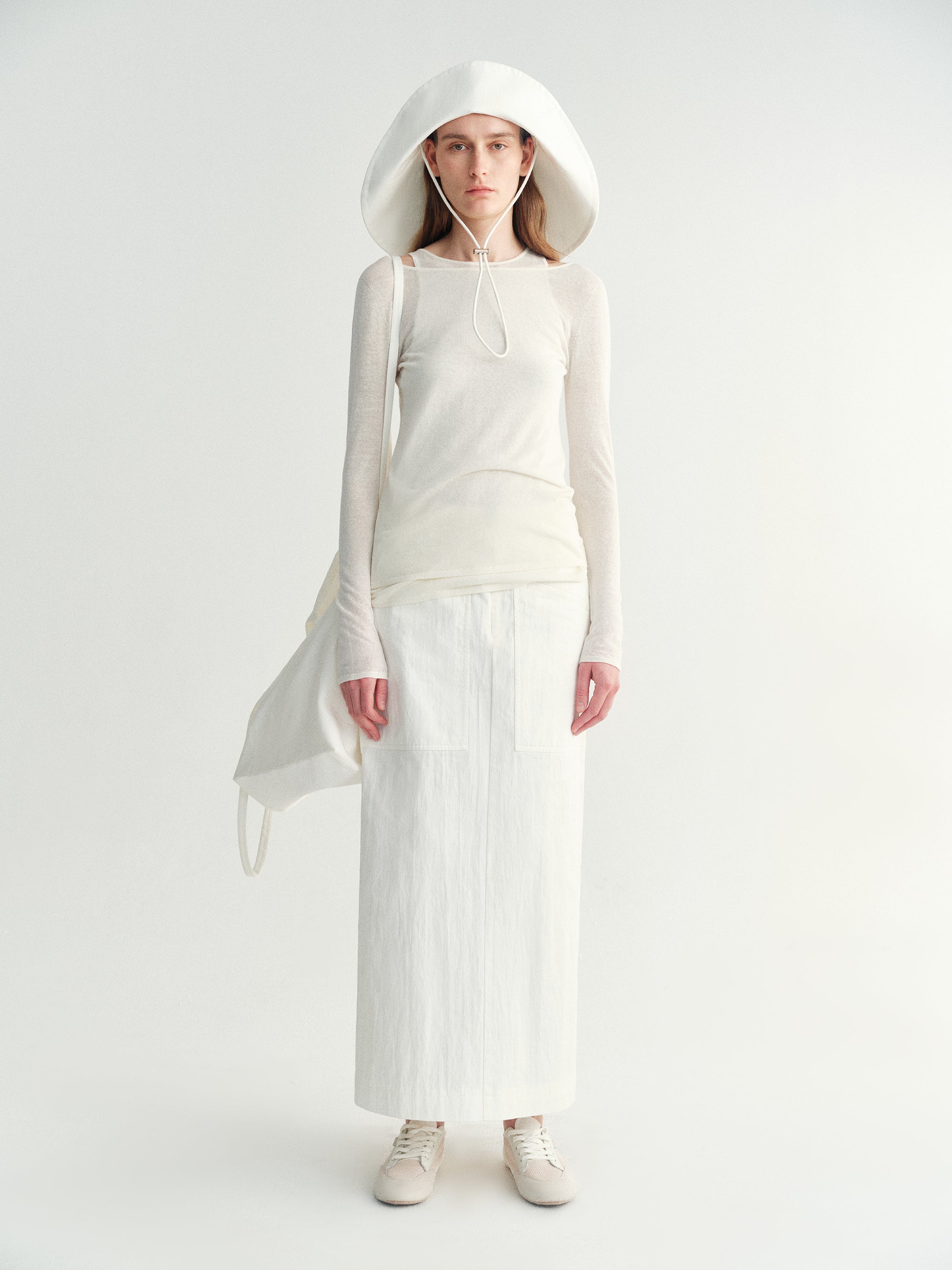 #color_off white