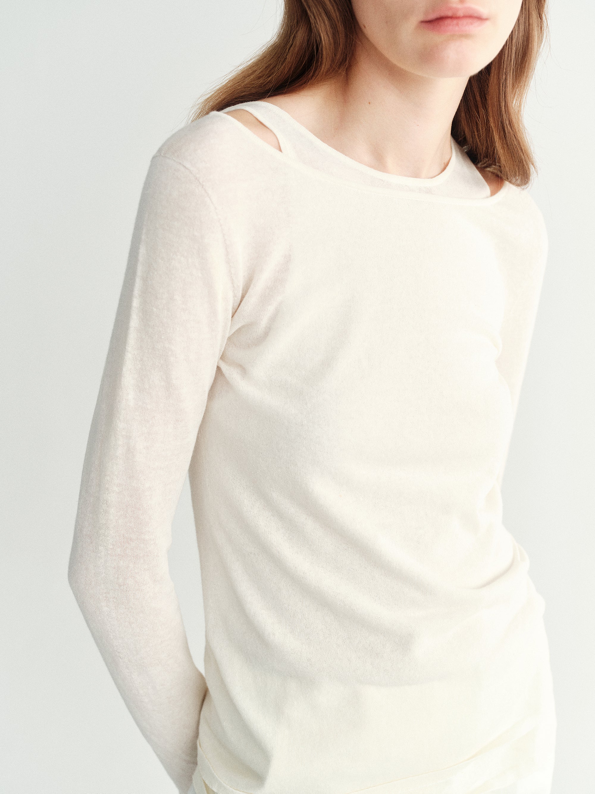 #color_off white