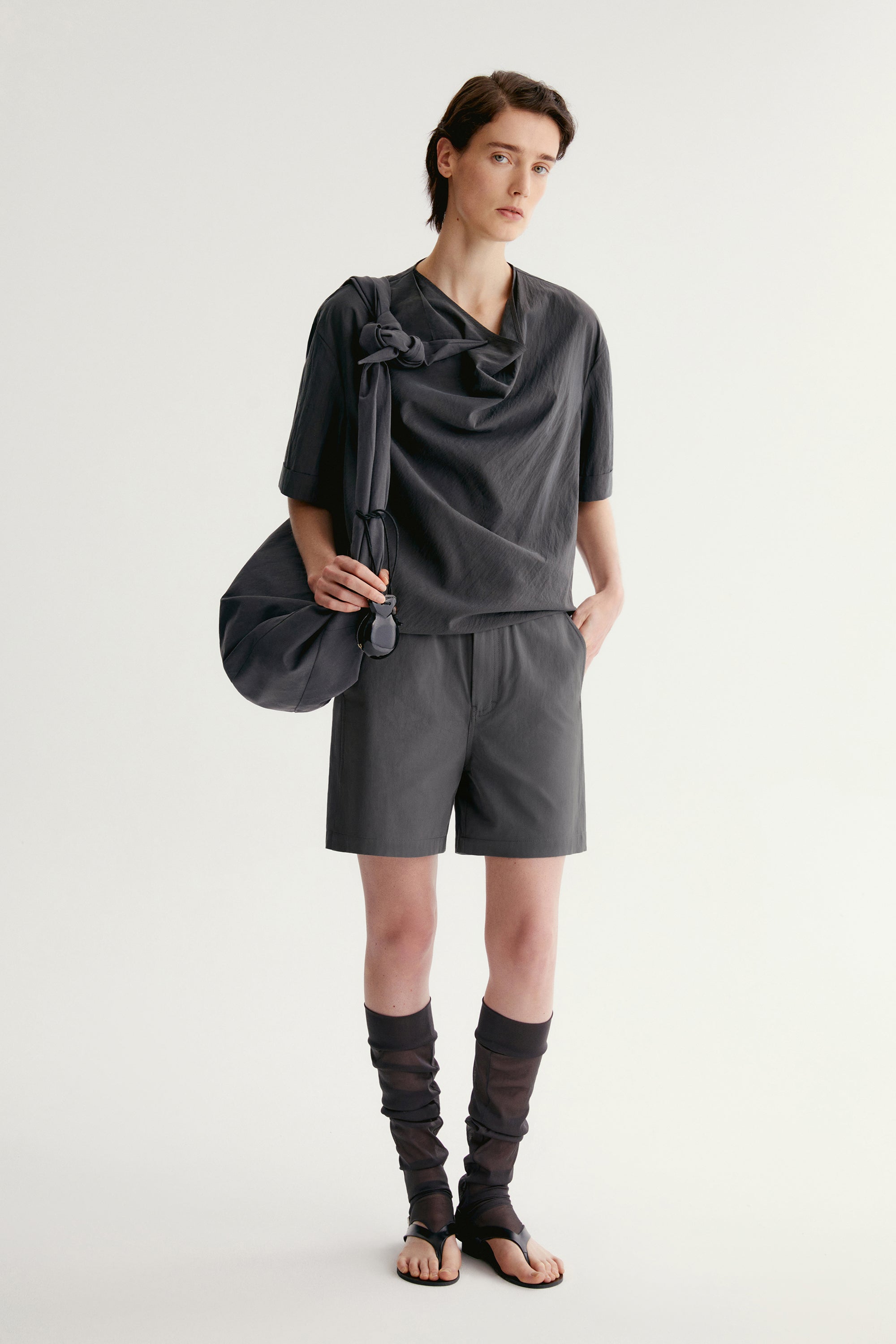 #color_dark gray