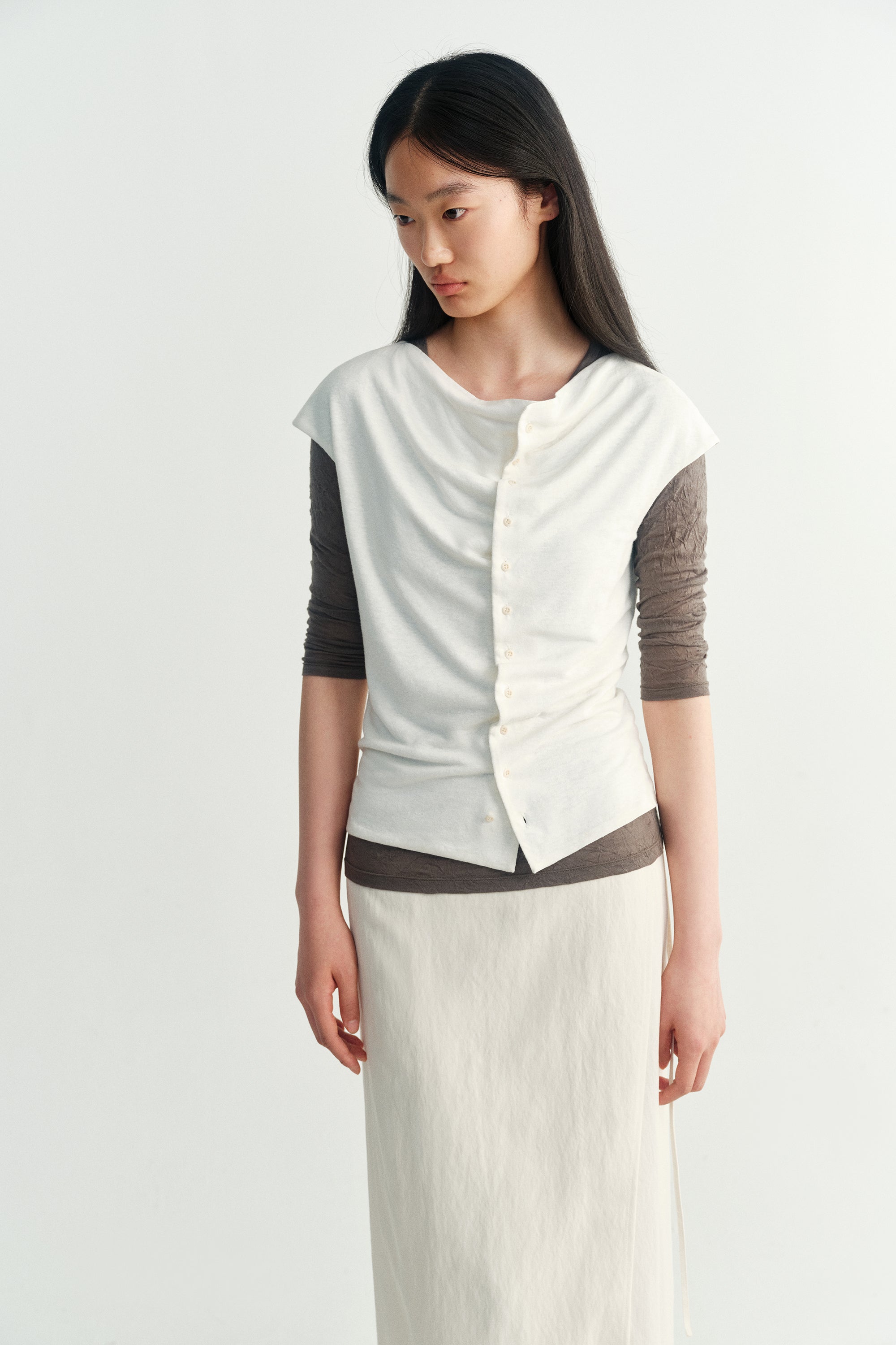 #color_off white