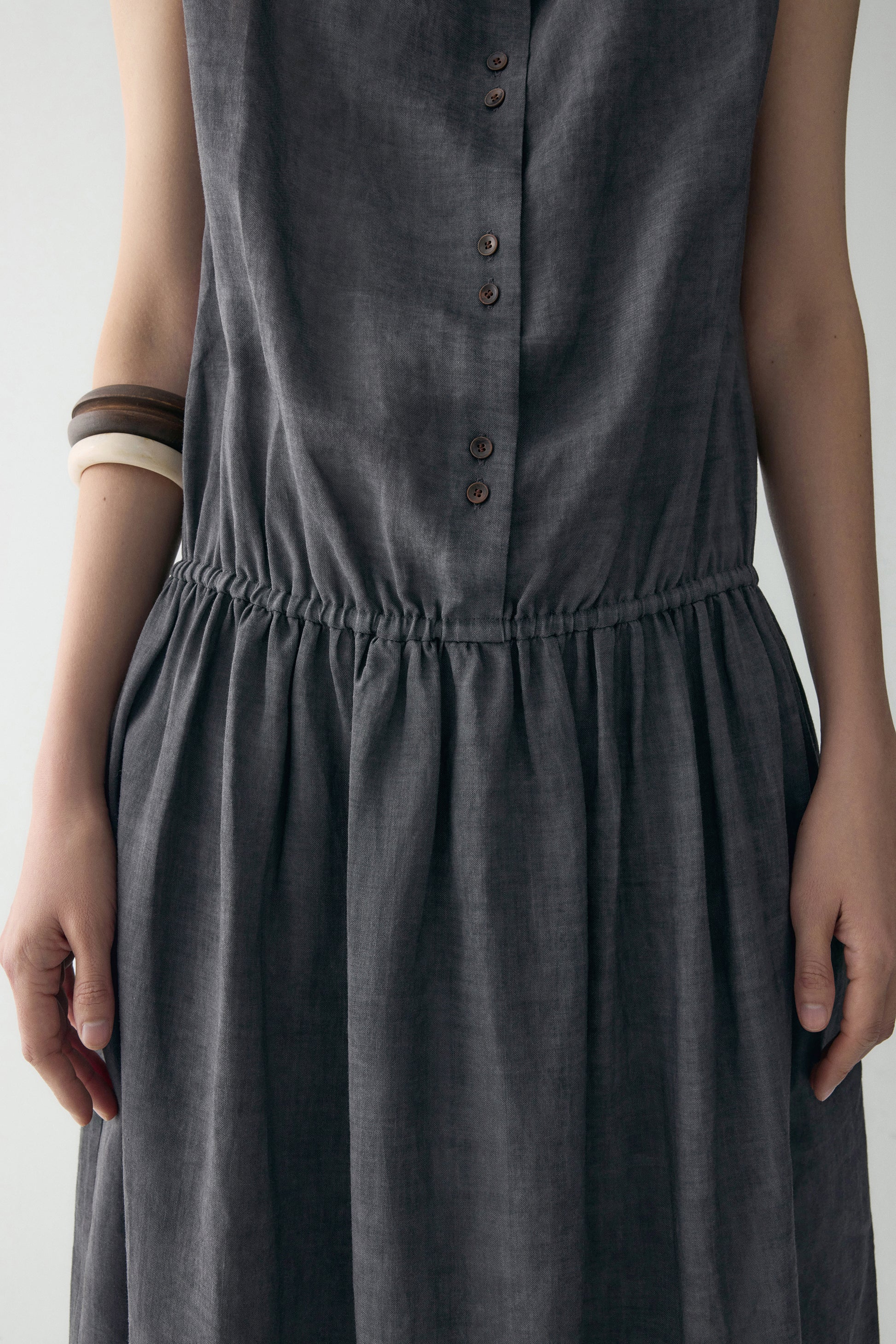 #color_dark gray