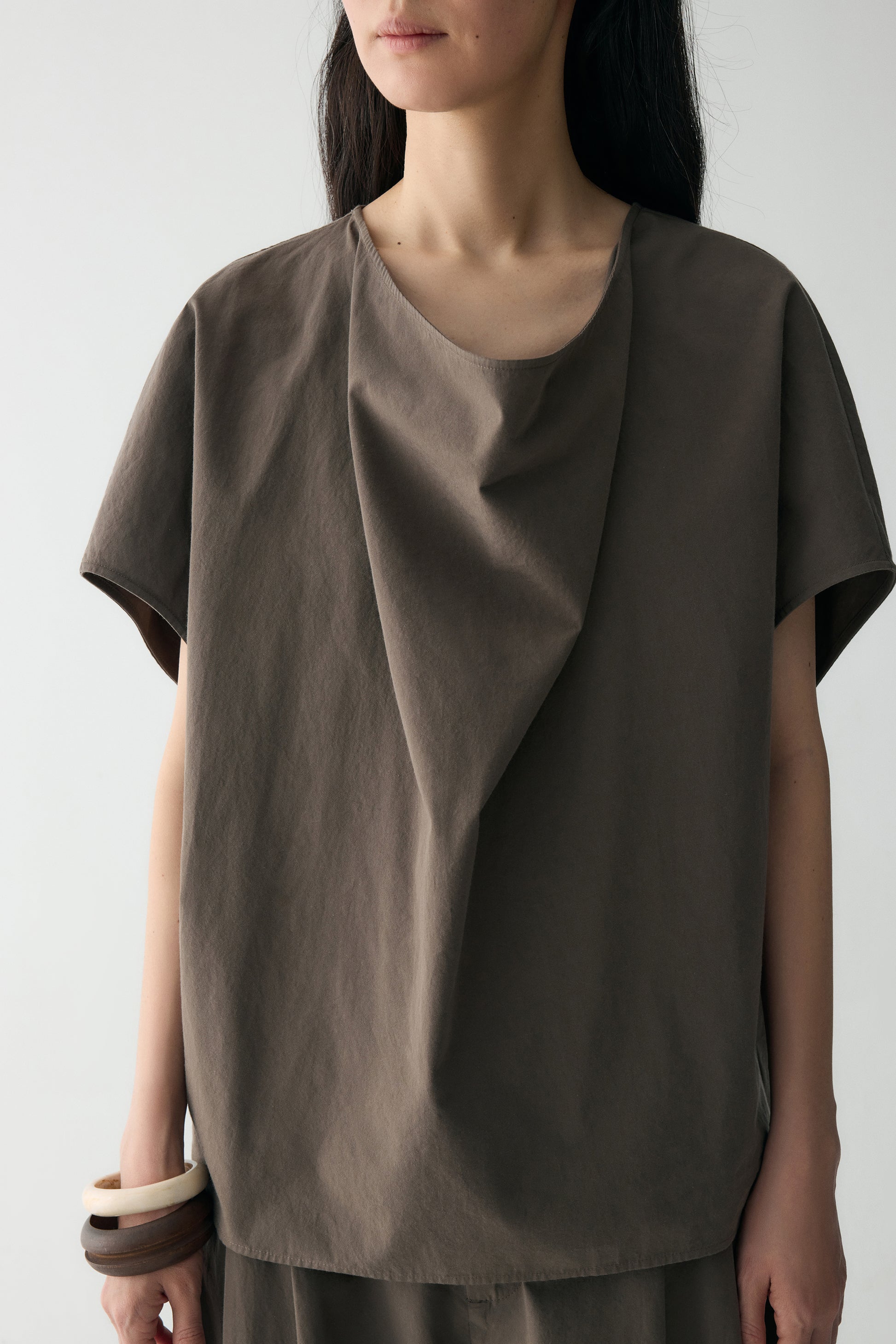 #color_raw umber