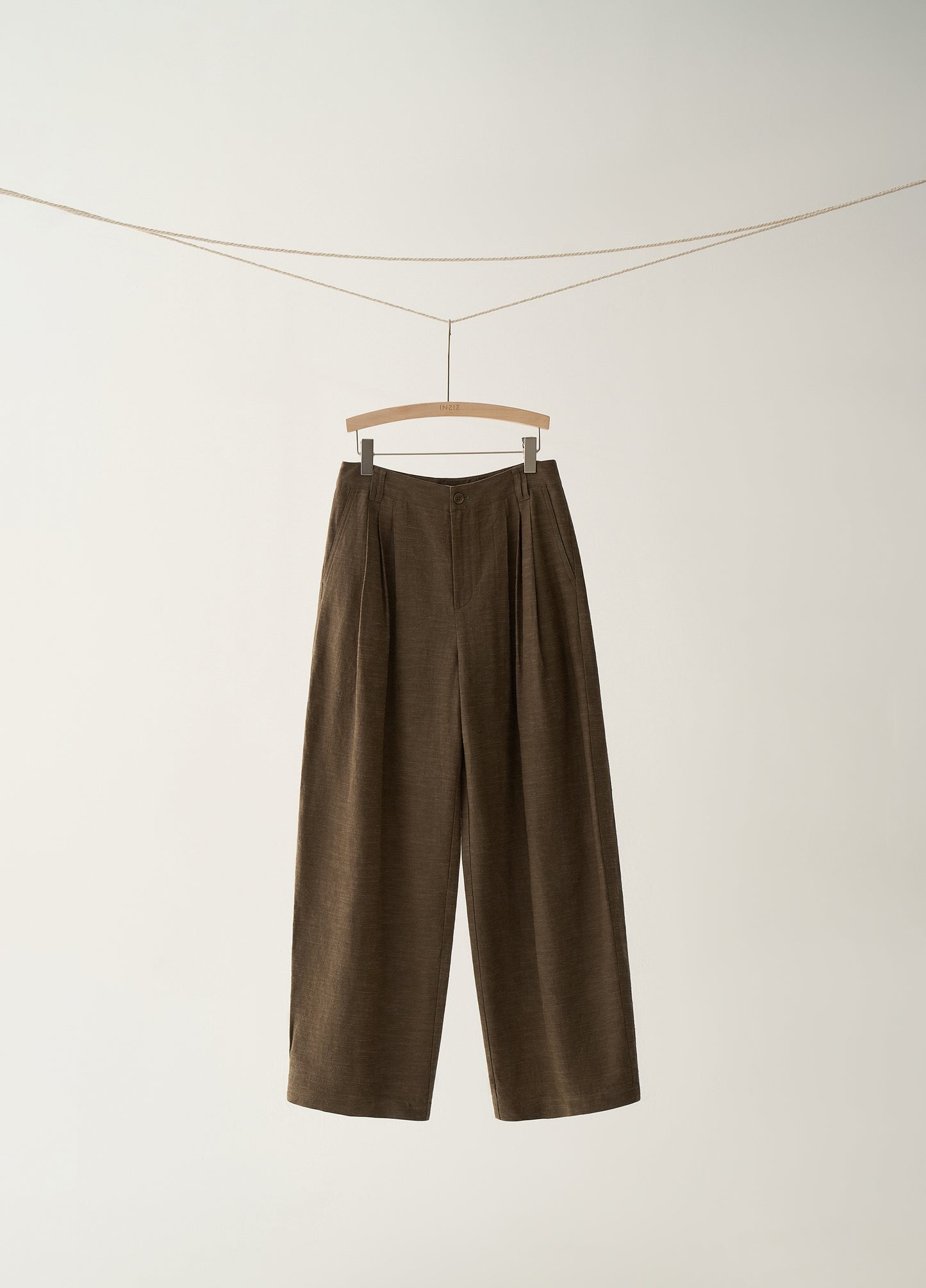 Pleated Straight-leg Pants