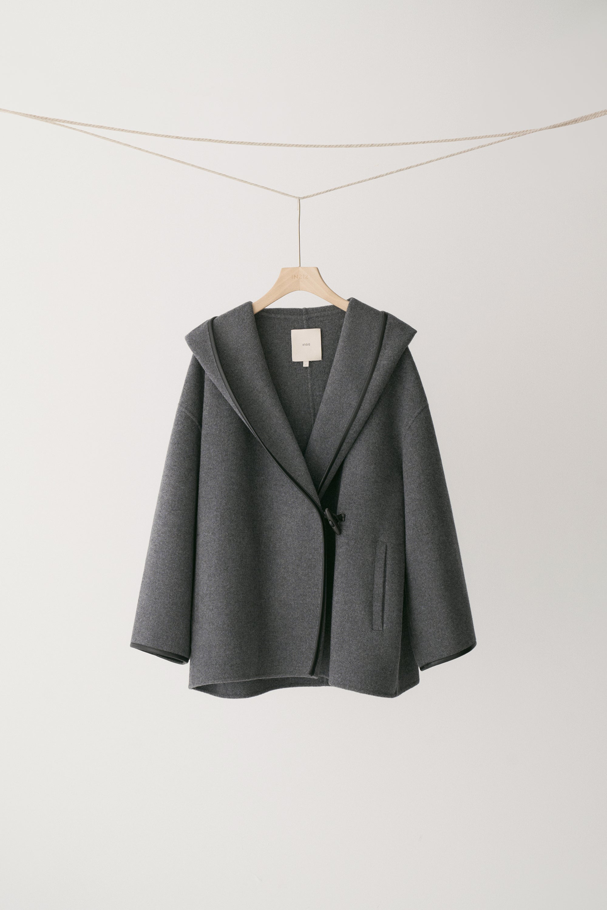 #color_mid gray