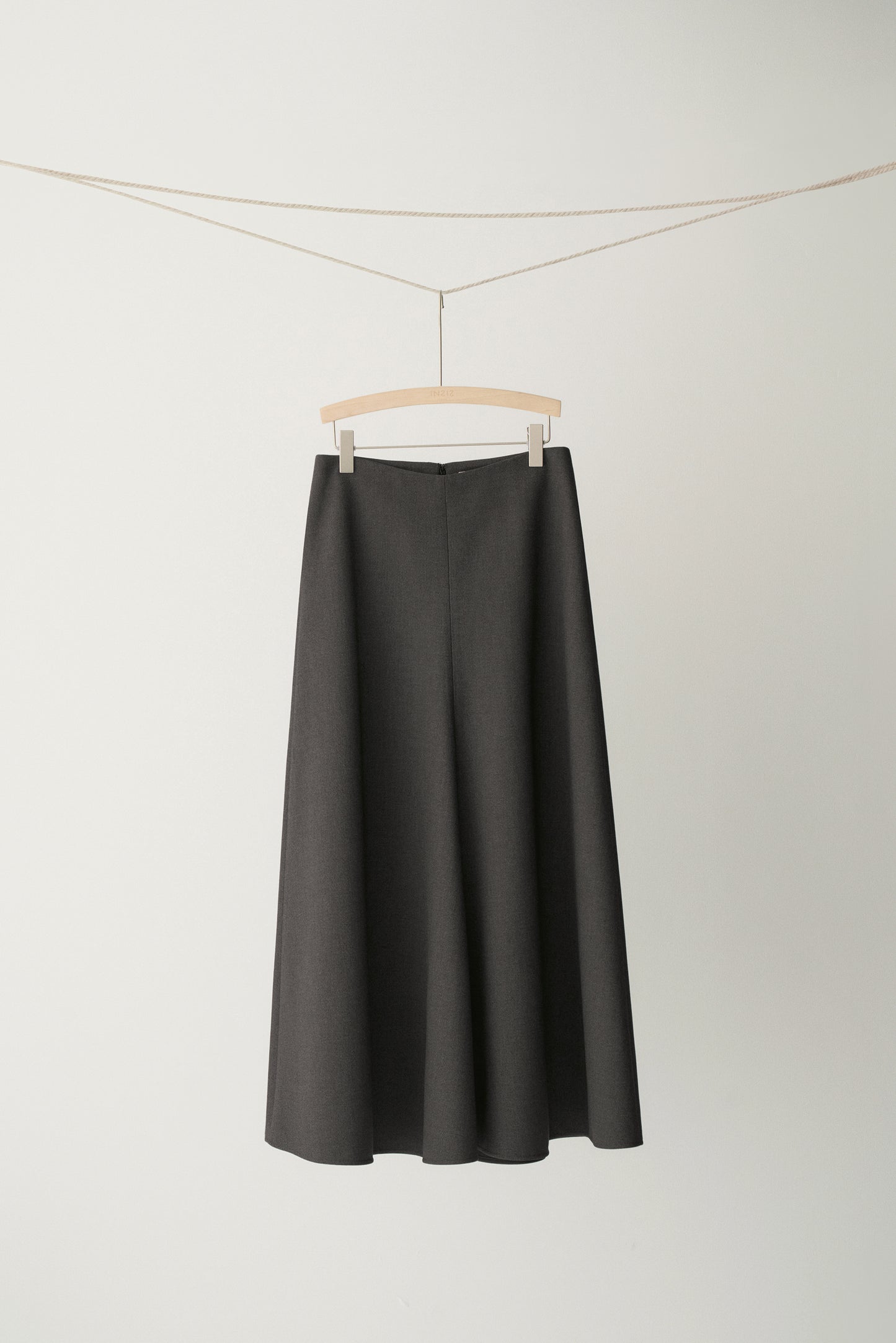 #color_dark gray
