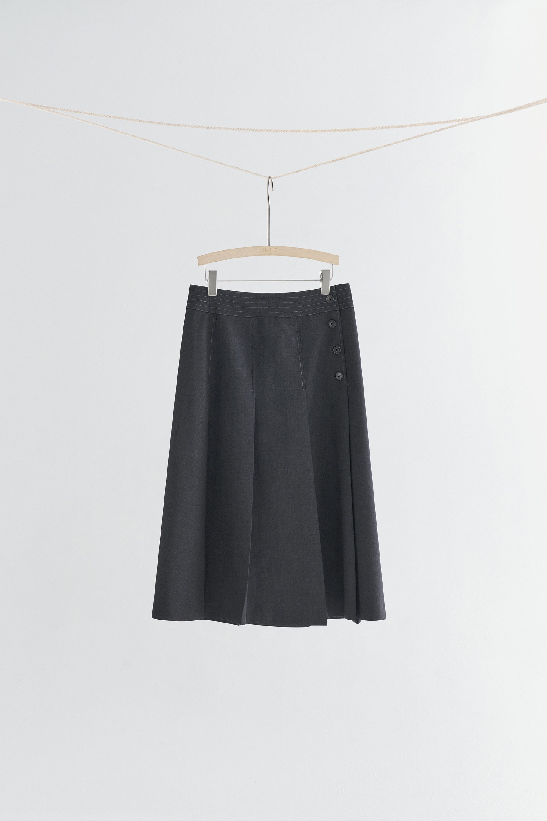 #color_dark gray