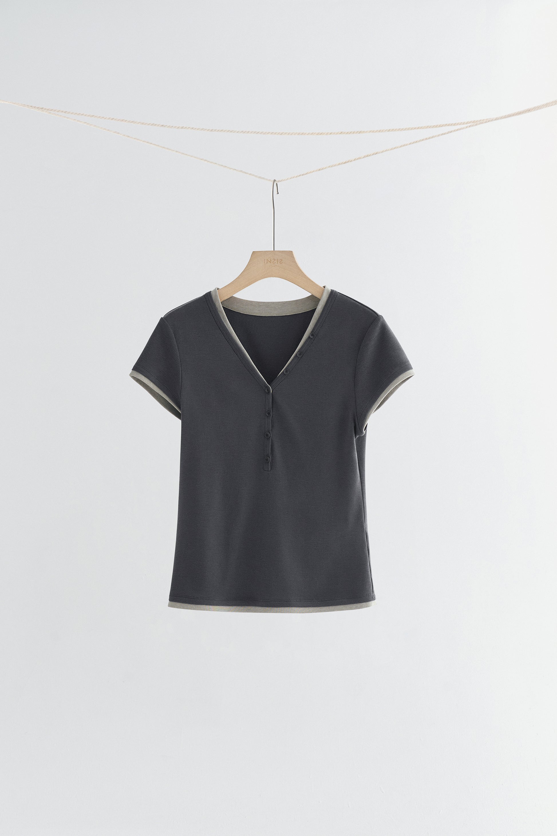 #color_dark gray