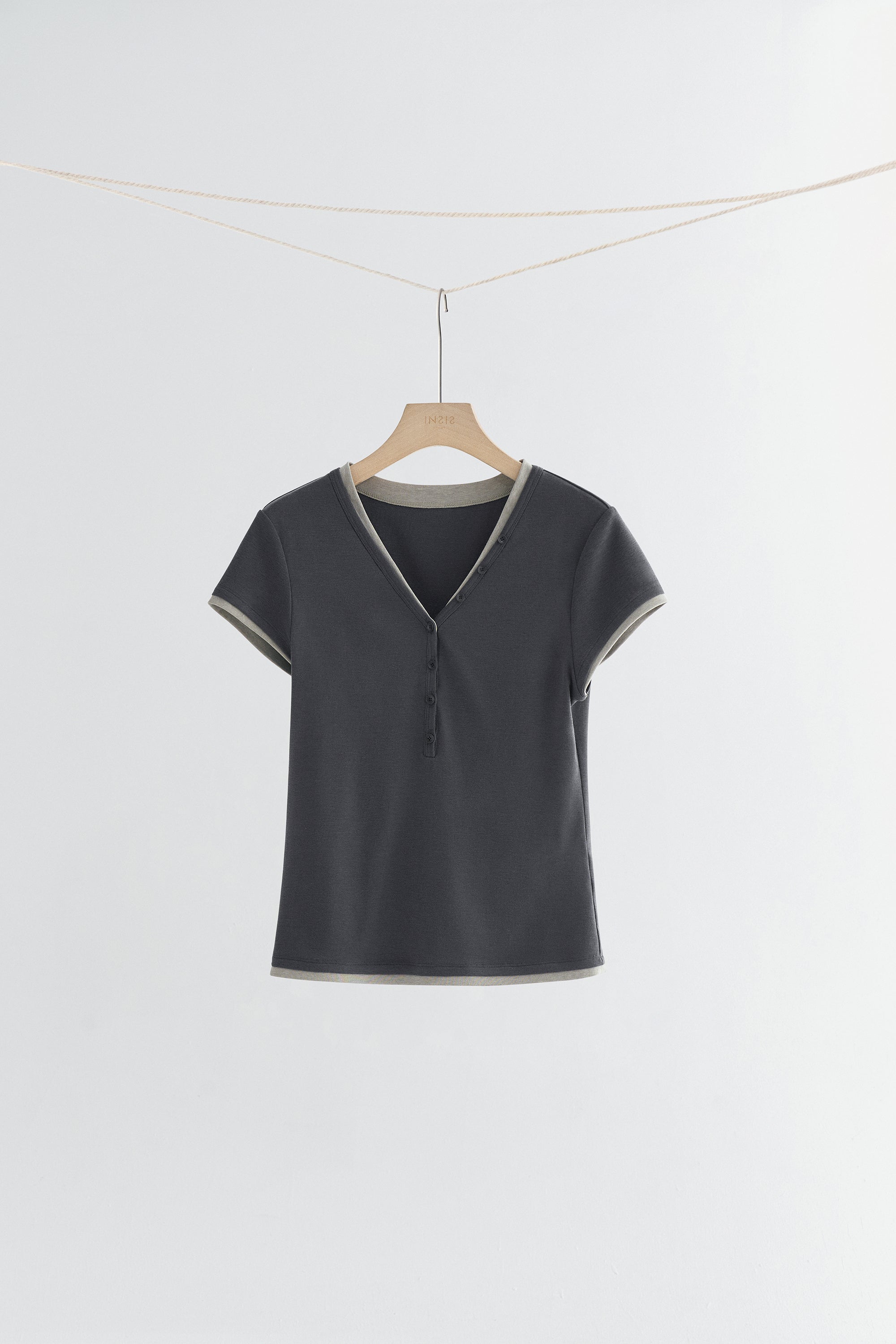 #color_dark gray