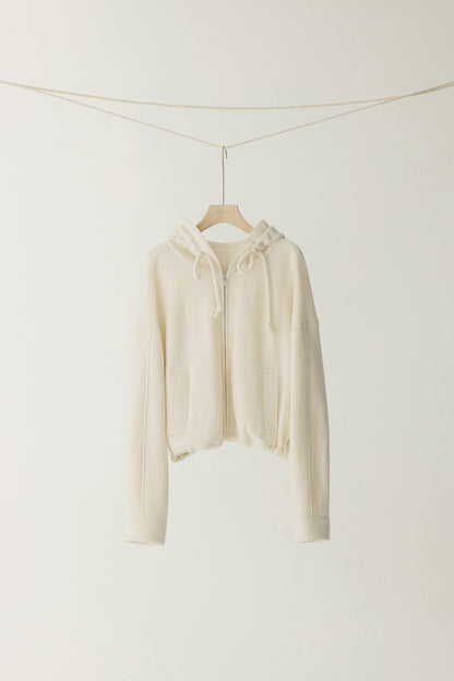 #color_cream white