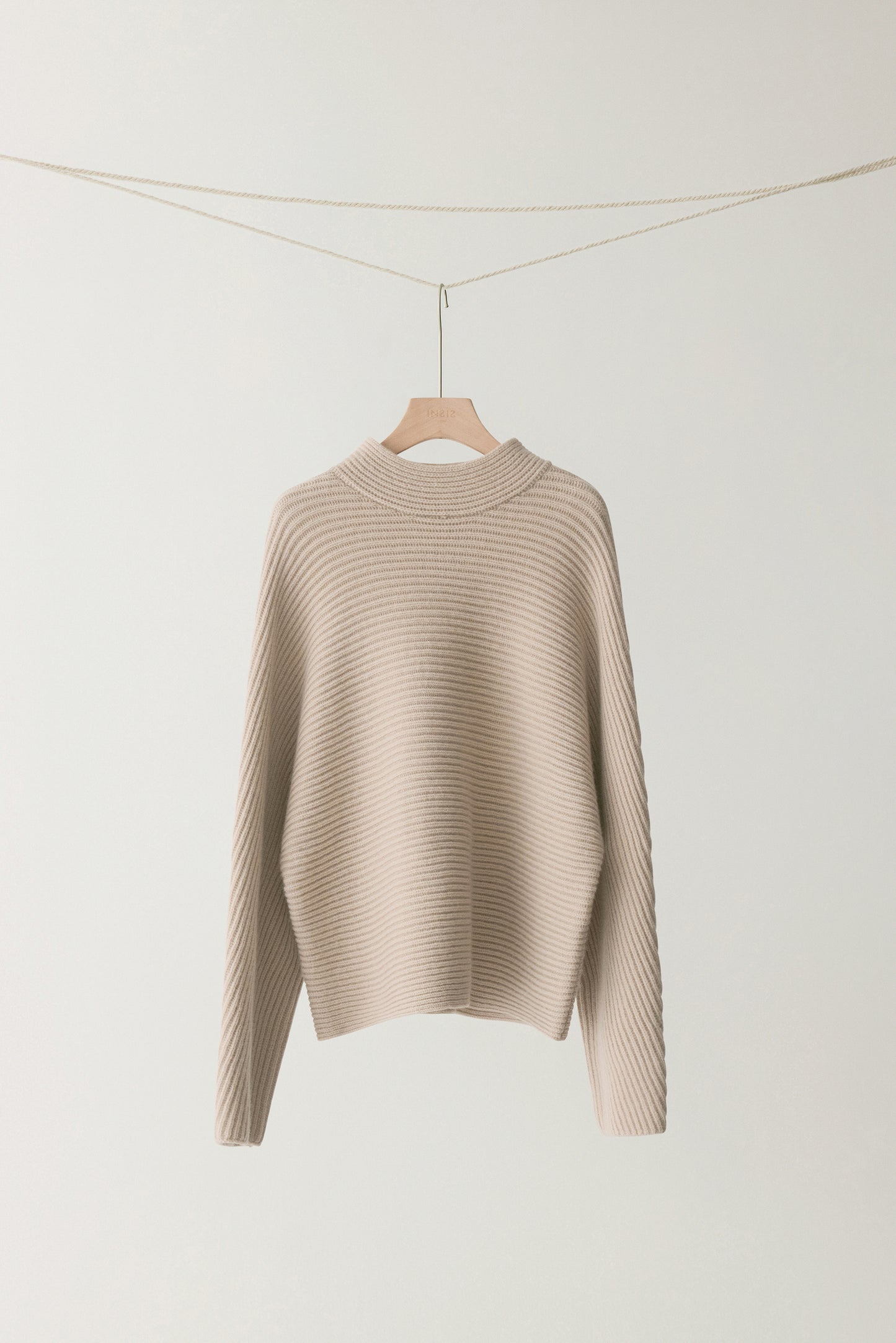 #color_light khaki