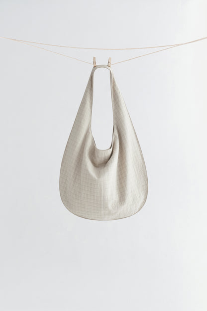 #color_off white