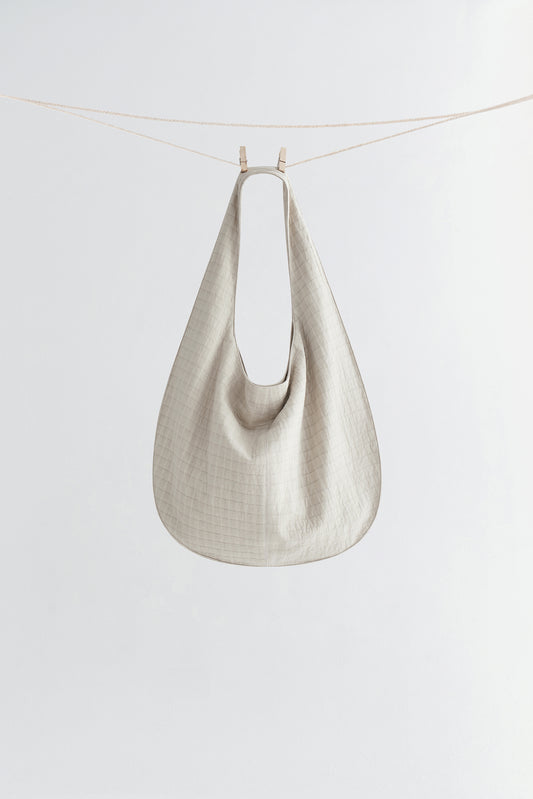 #color_off white