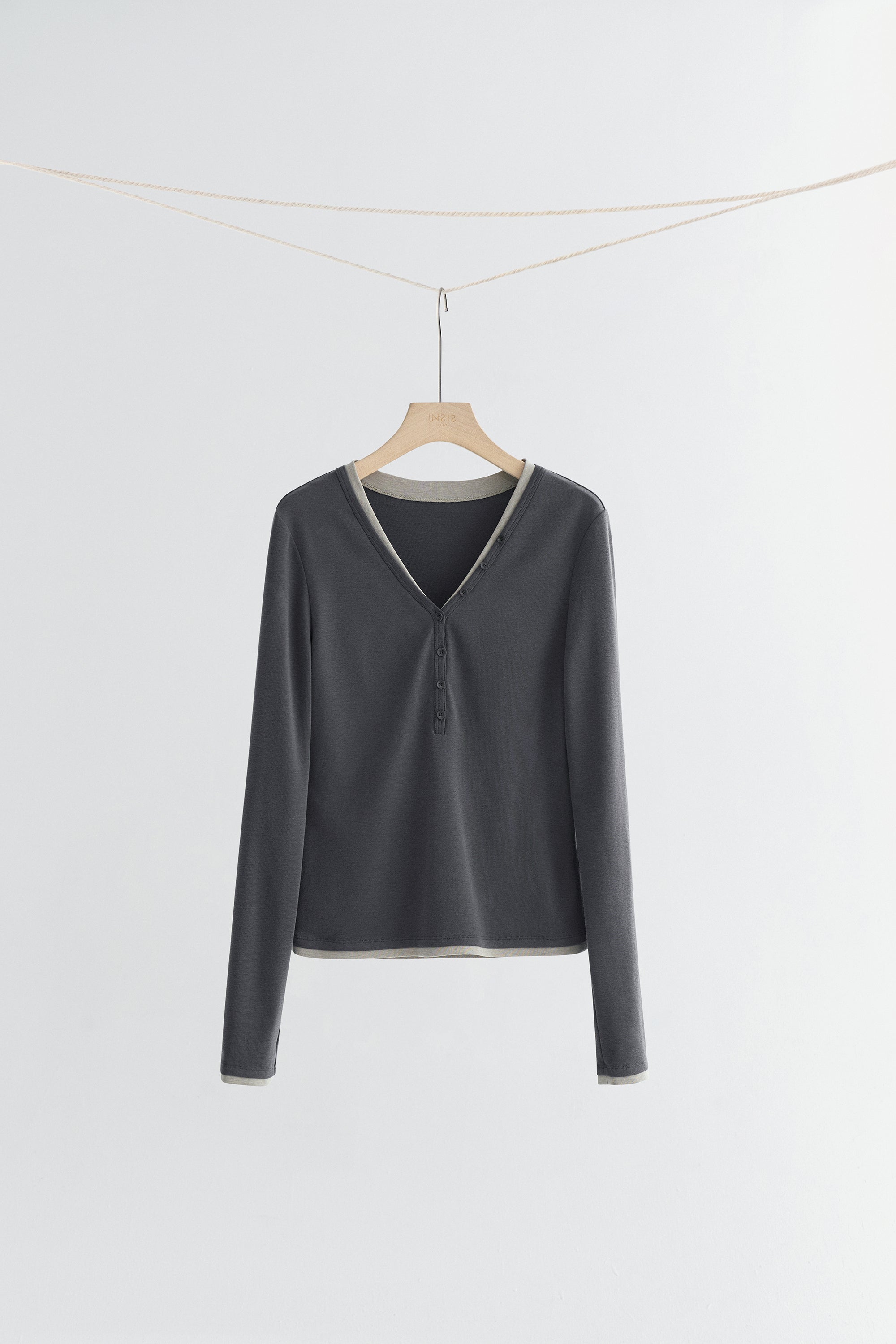 #color_dark gray